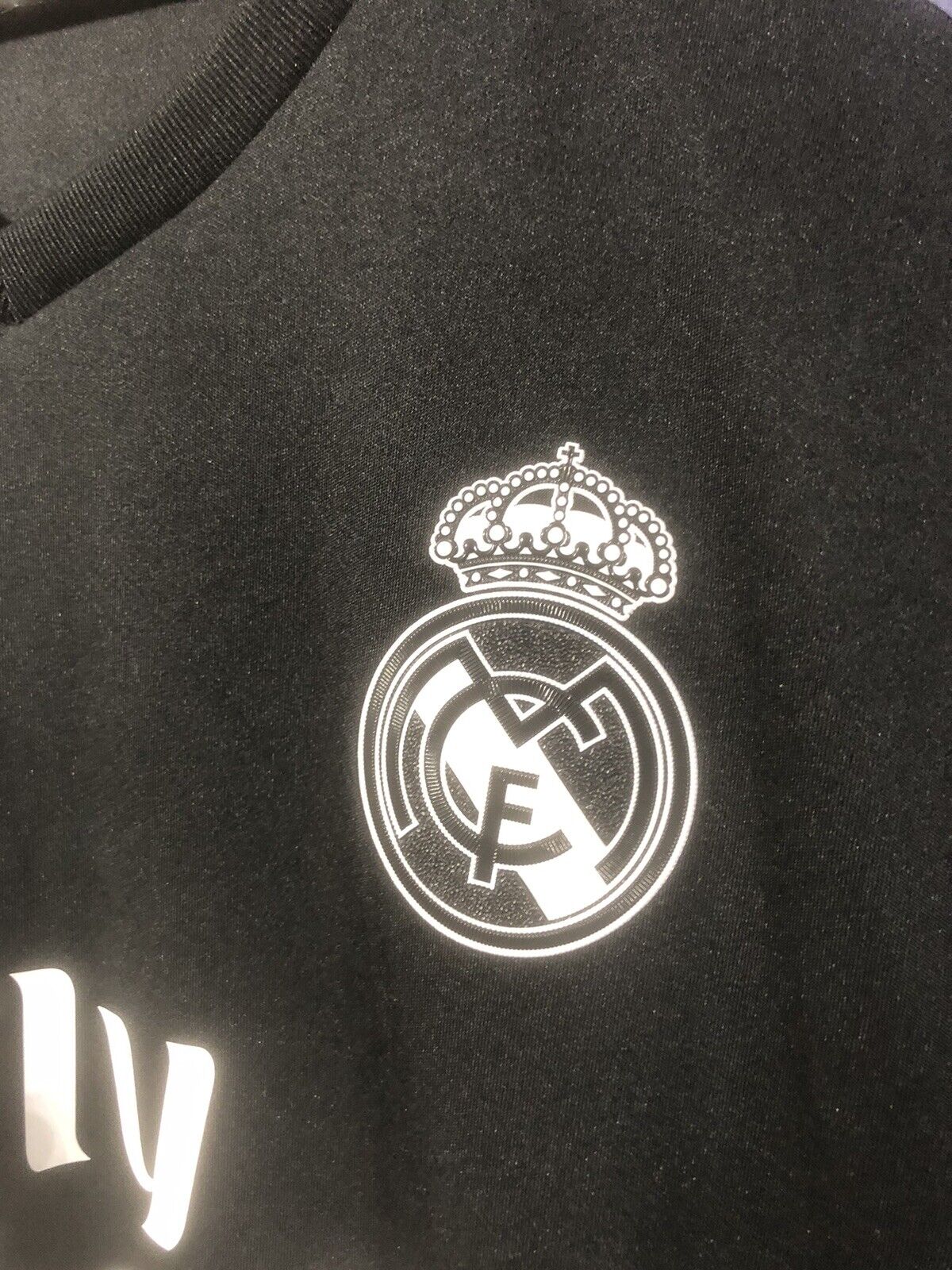 Sergio Ramos #4 2016/17 Real Madrid Medium 3rd Shirt Excellent Condition AI5139