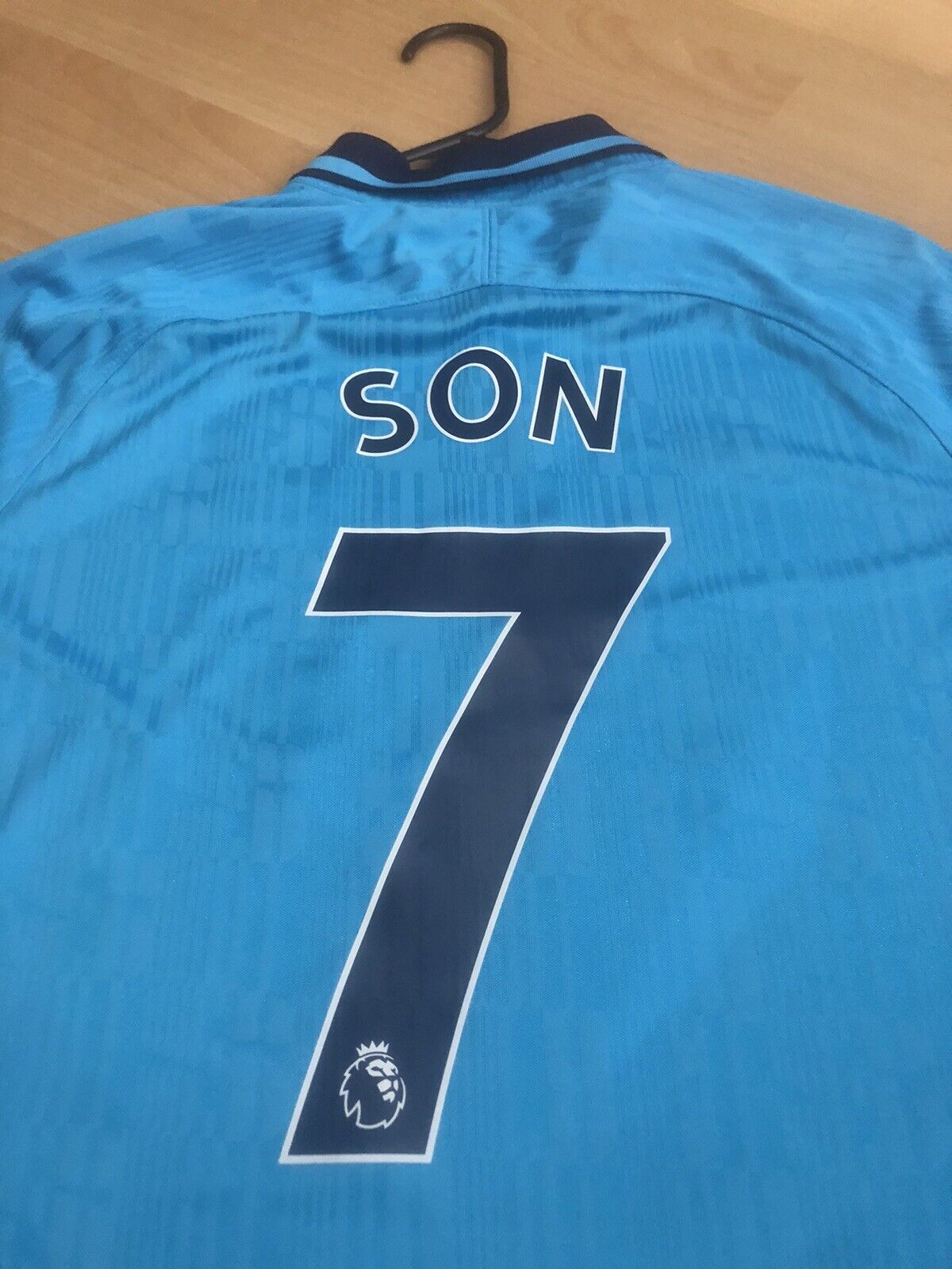Son 7 Tottenham Hotspur 2019 20 Medium 3rd Shirt Excellent Condition AT0036 487
