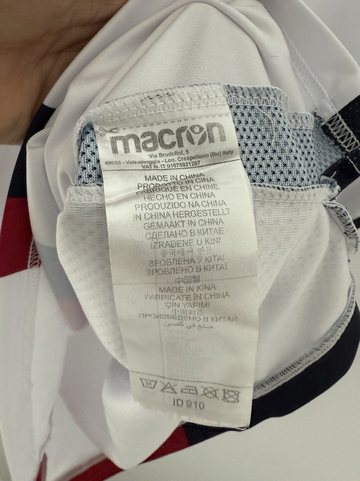 Cagliari Calcio 2018/19 Small Away Shirt Macron Excellent Condition