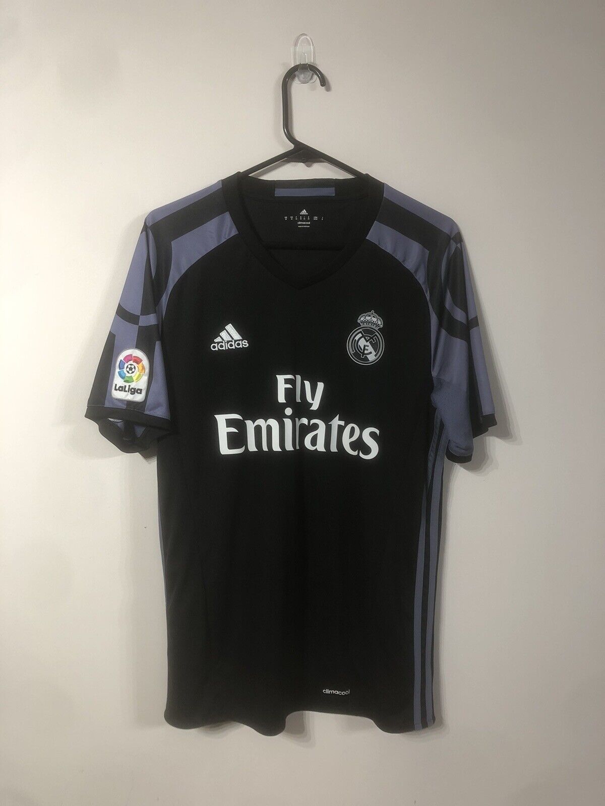 Sergio Ramos #4 2016/17 Real Madrid Medium 3rd Shirt Excellent Condition AI5139