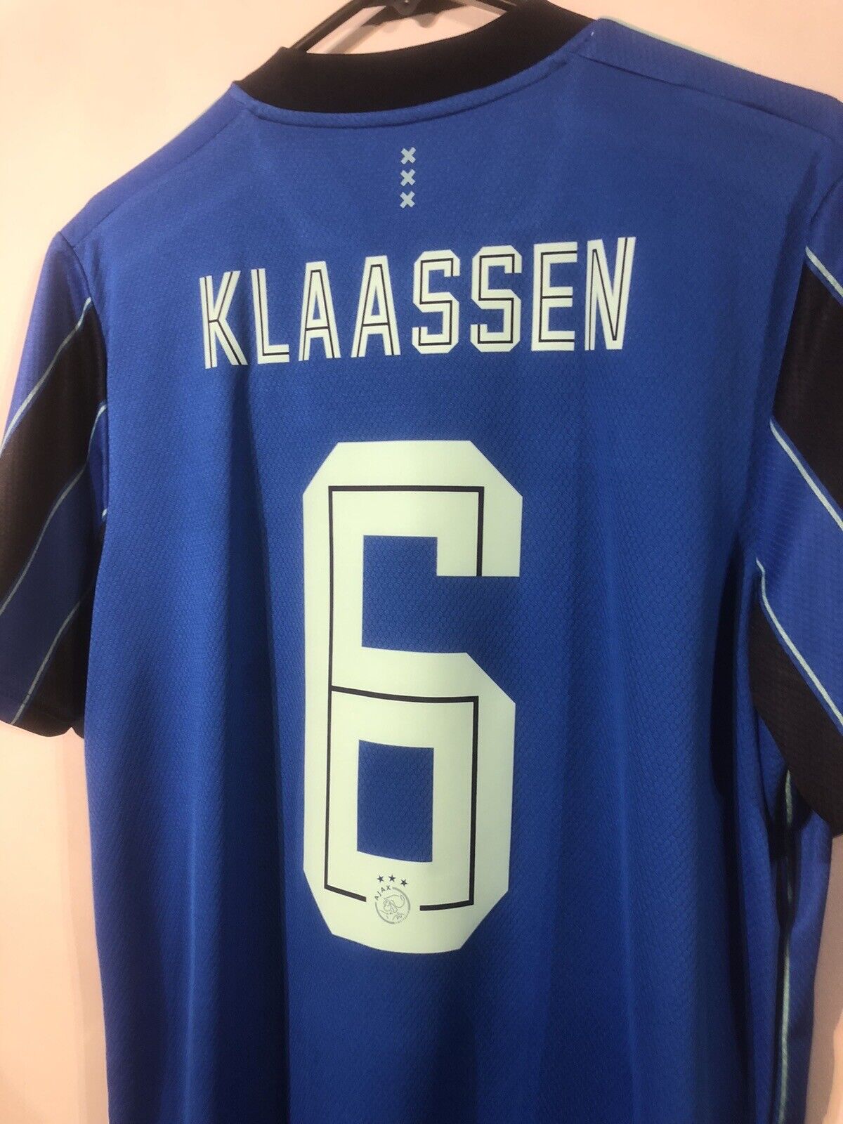 Klaasen #6 Ajax Amsterdam BNWT Large 2021/22 Away Shirt Jersey