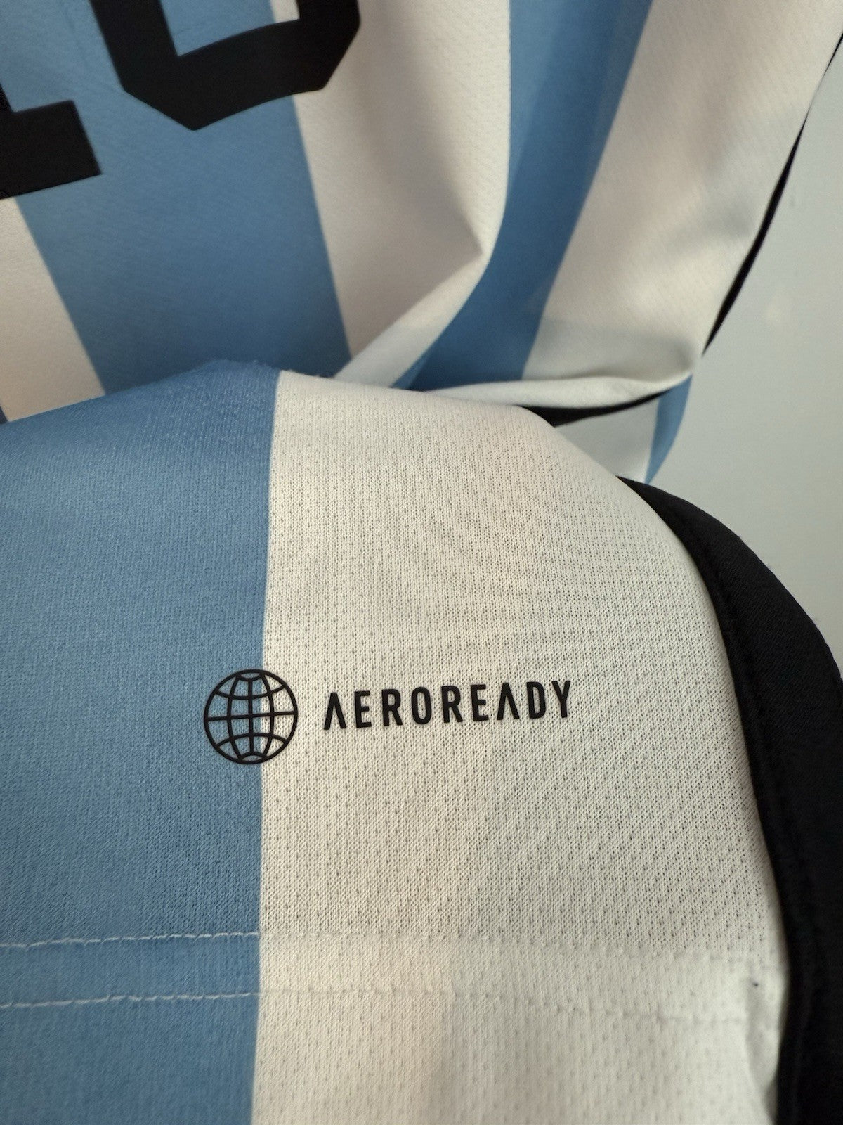 Argentina Messi #10 2022 Small Home Shirt Adidas Very Good Condition HF2158