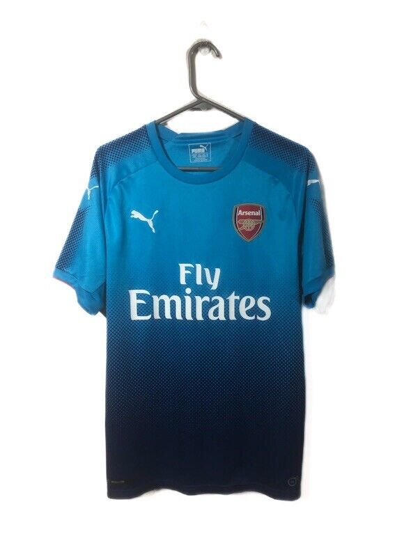 Ozil #11 Arsenal 2017/18 Medium Away Shirt Puma Excellent Condition 751512