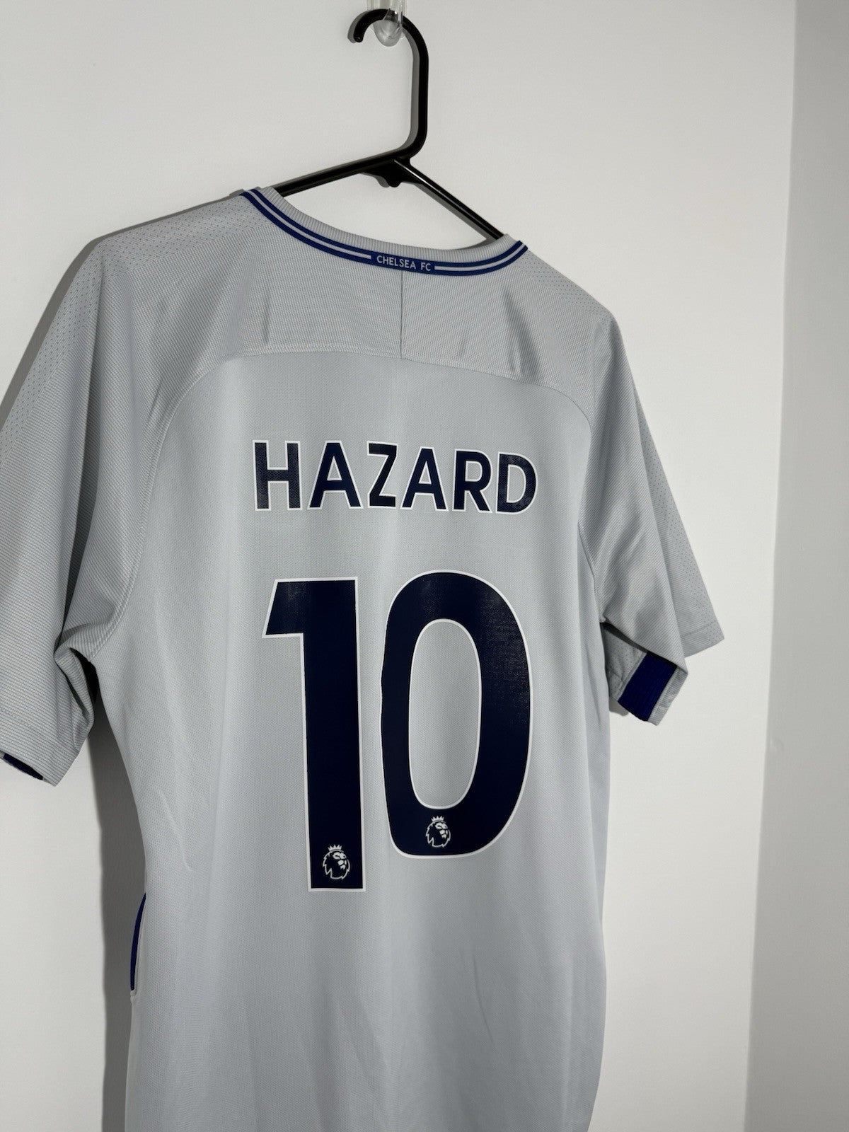 Chelsea Hazard #10 2017/18 Away Large Shirt Nike Excellent Condition 905512-044