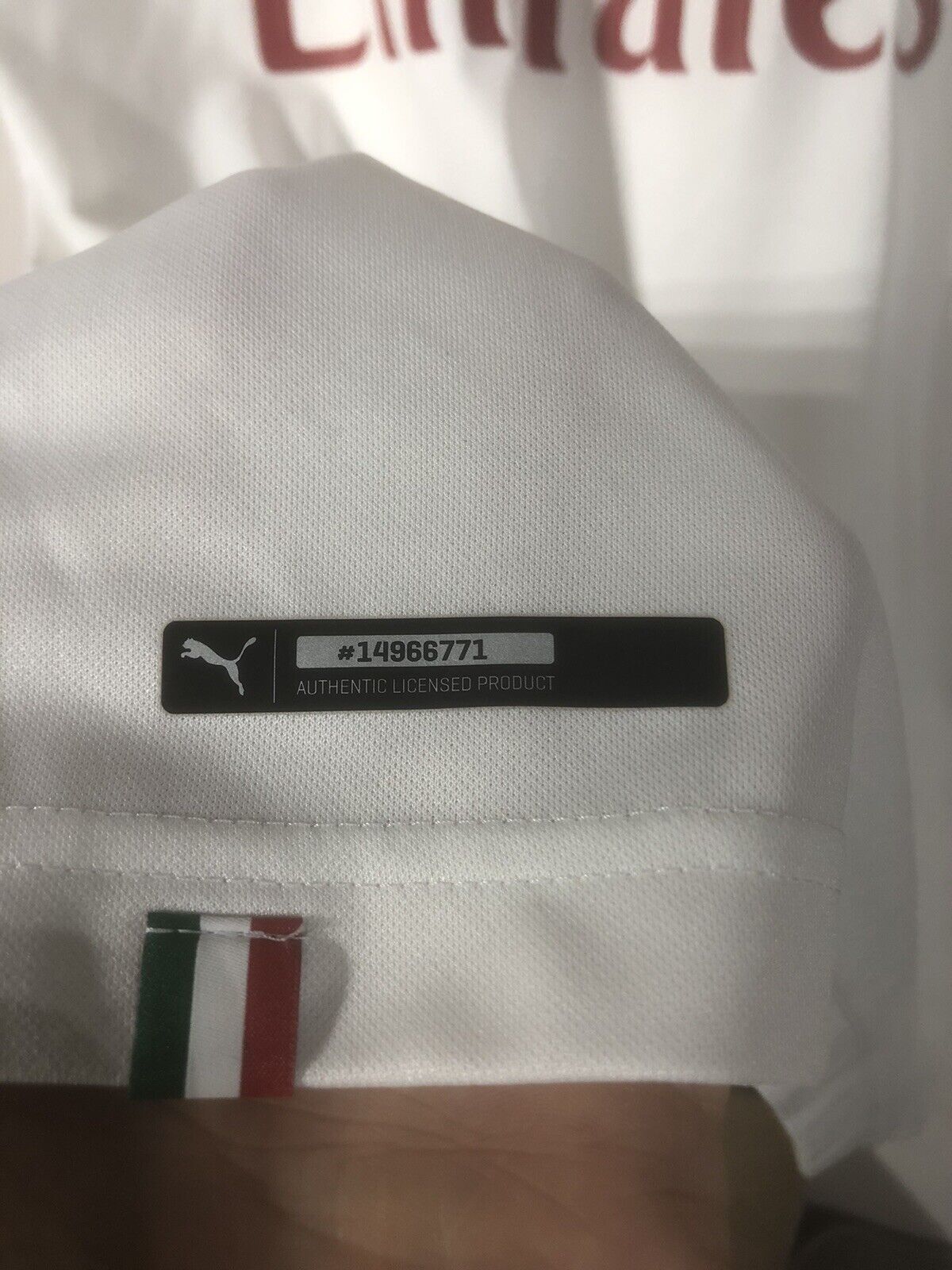 Kessie 79 AC Milan Large 2018 19 Away Shirt Adidas Excellent Condition 754426 03