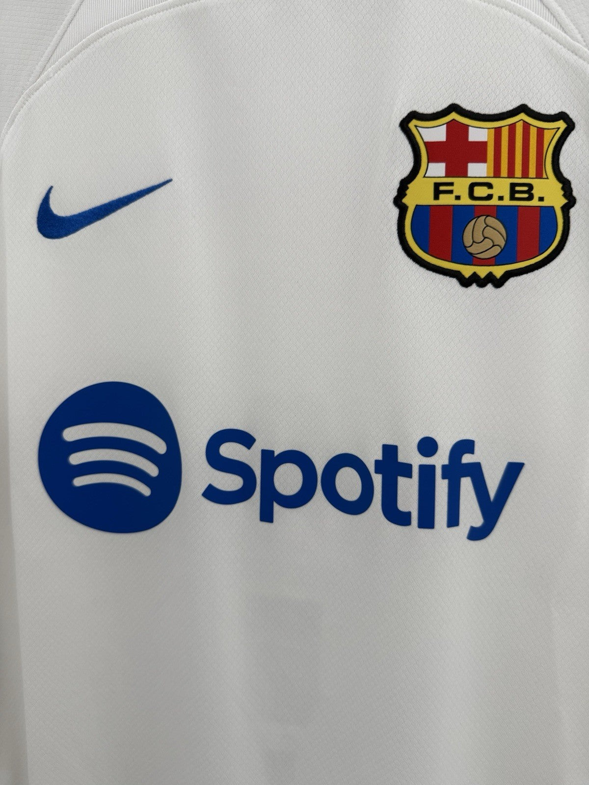 Barcelona Gavi #6 2023/24 Medium Away Shirt Excellent Condition DX2686-101