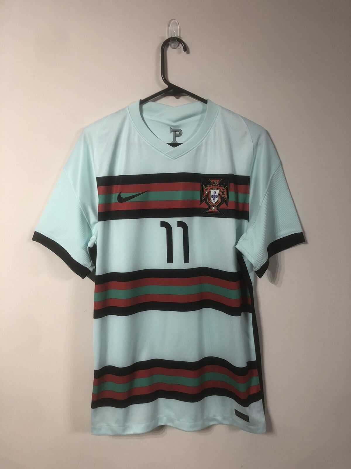 B. Fernandes #11 Portugal 2020 Away Large Shirt Nike Excellent Condition