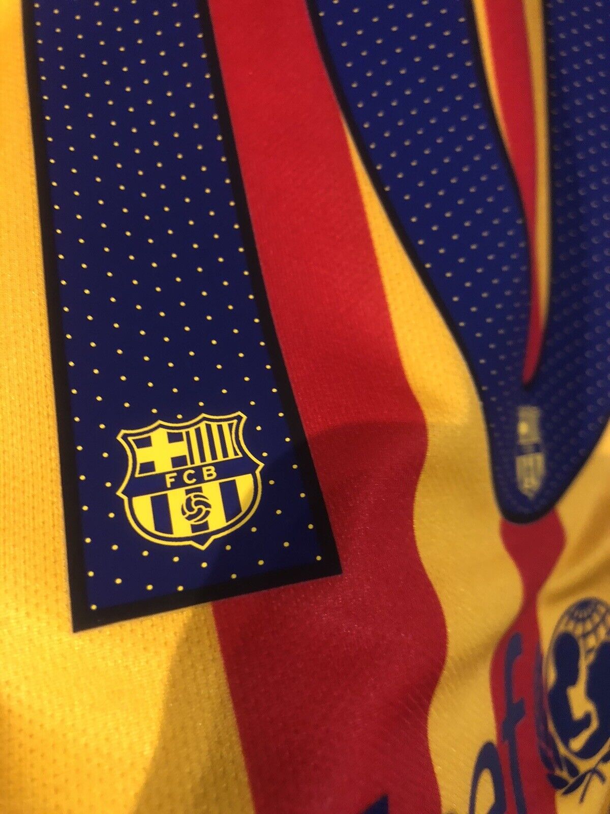 Messi #10 Barcelona 2015/16 Small Long Sleeved Away Shirt Nike Excellent Conditi