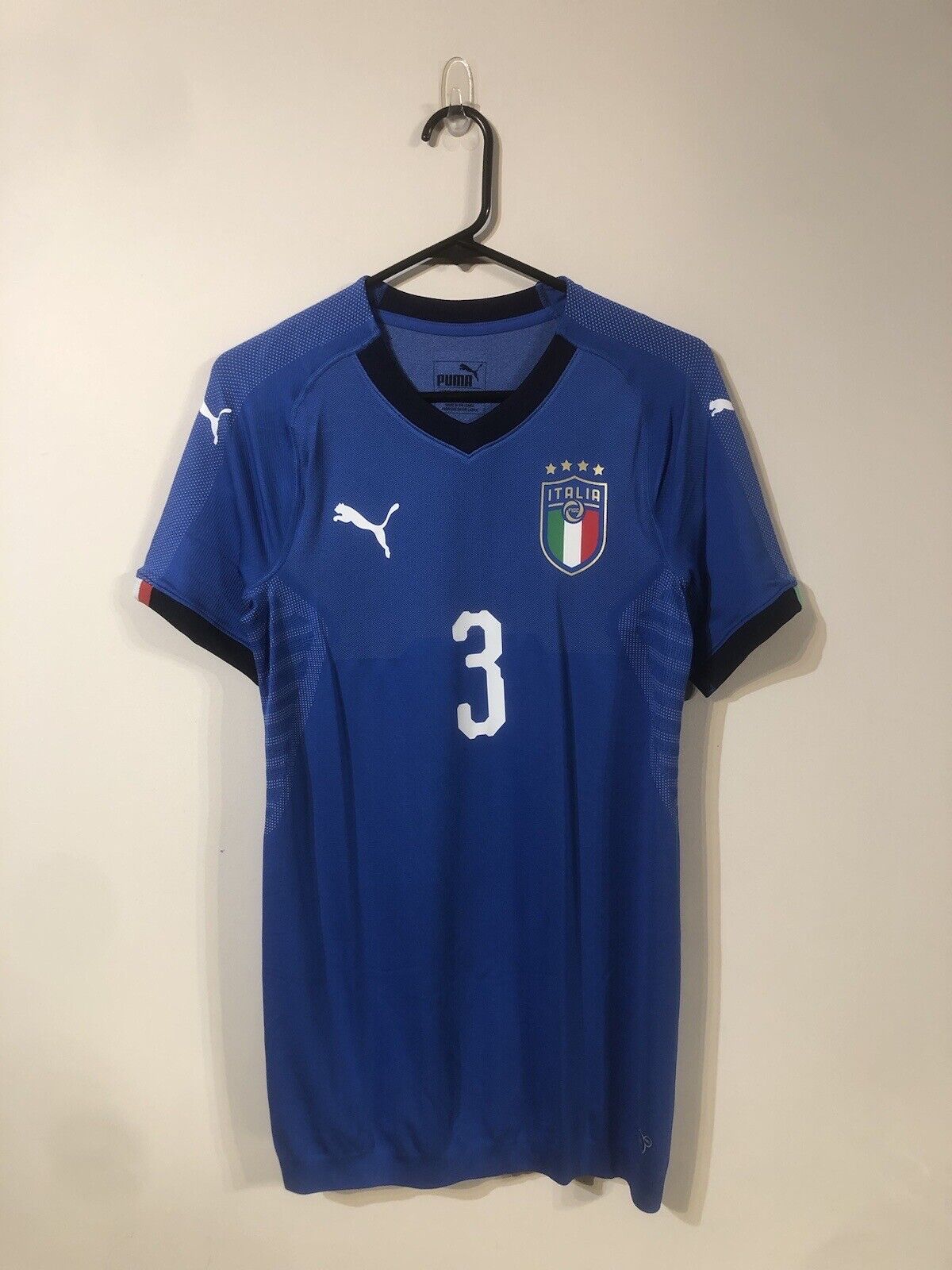Chiellini #3 Italy 2018 Home Large Football Shirt Puma BNWT