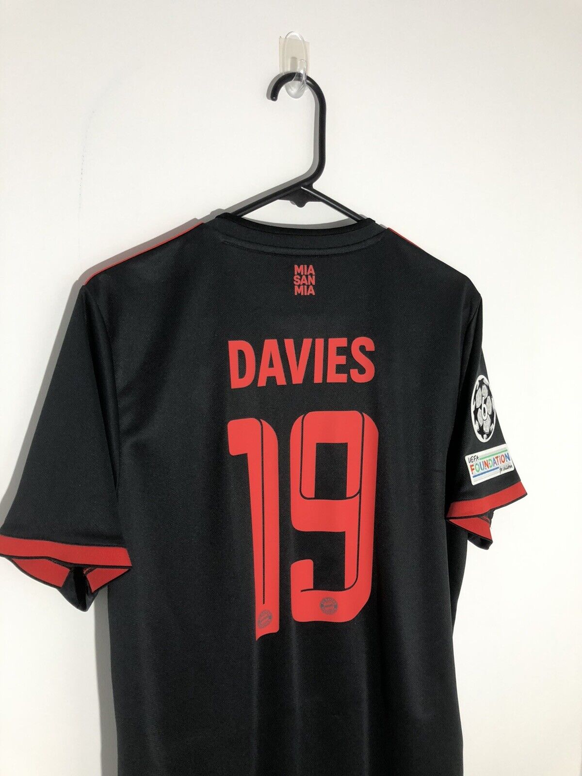 Davies 19 Bayern Munich 2022 23 Large 3rd Shirt Excellent Condition H39907