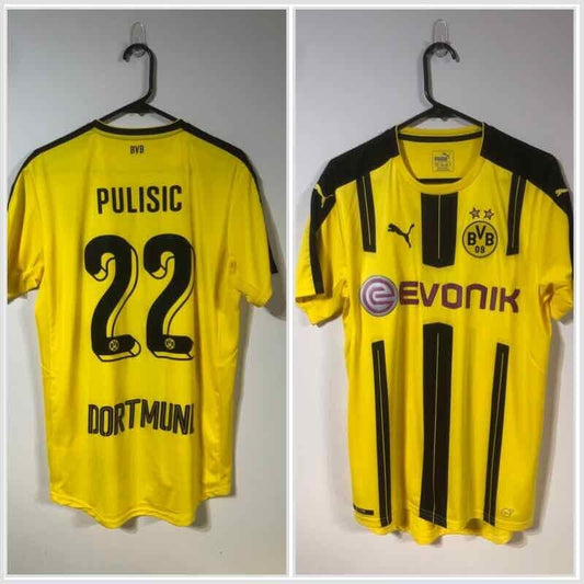 Pulisic #22 Borussia Dortmund 2016/17 Medium Home Shirt Puma Mint Condition