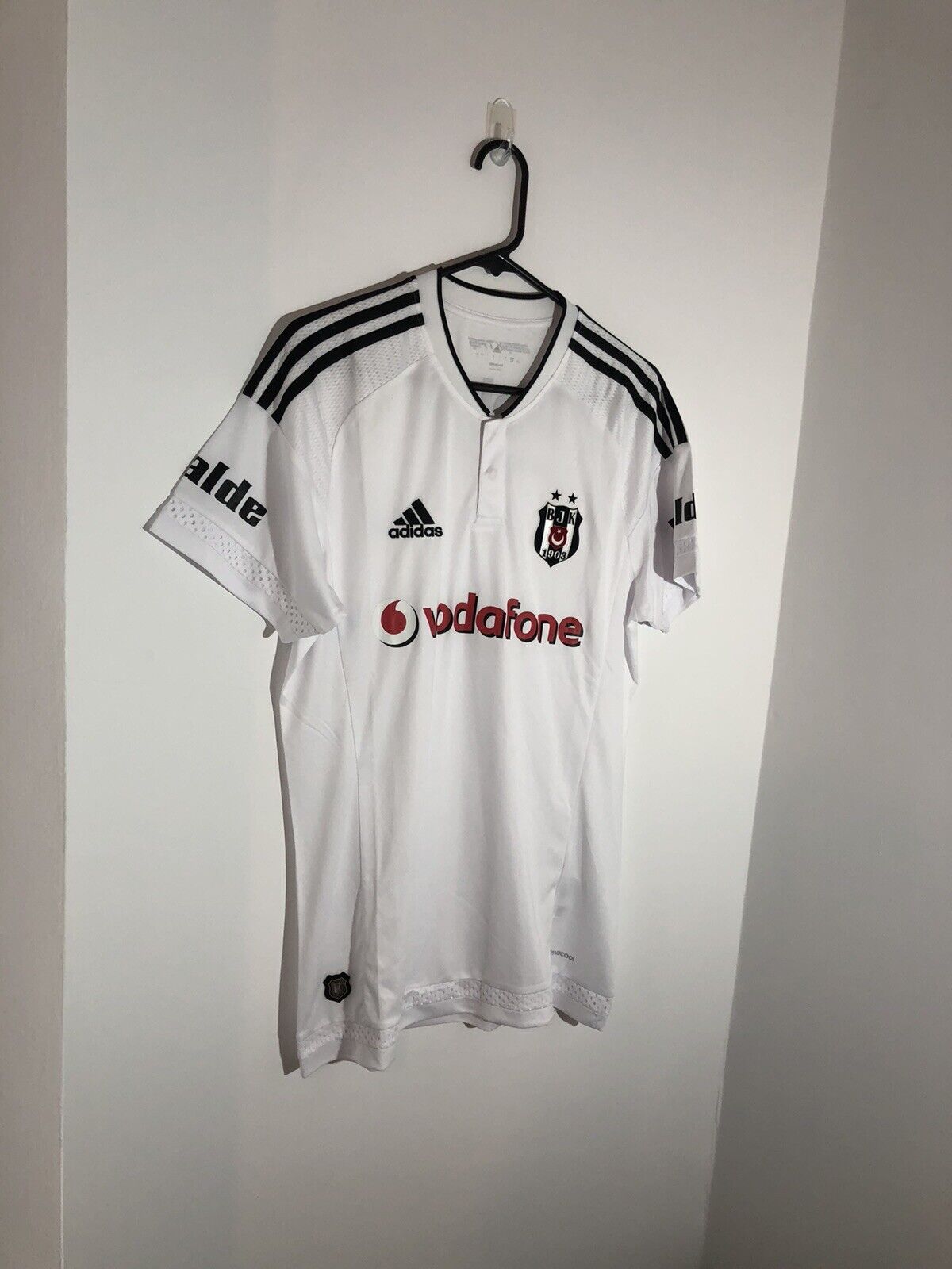 Besiktas 2015 16 Large Home Football Shirt Adidas Excellent Condition An5920