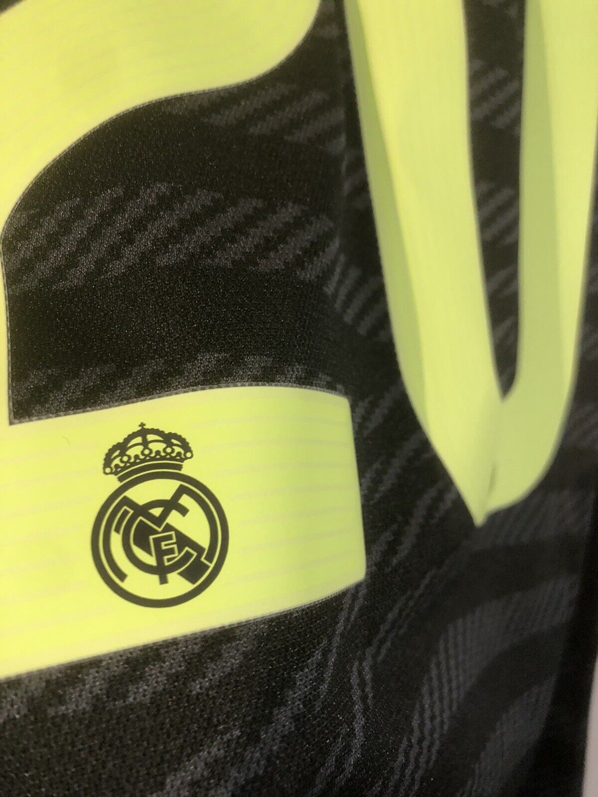 Vini Jr #20 Real Madrid 2022/23 3rd Medium Football Shirt Adidas BNWT