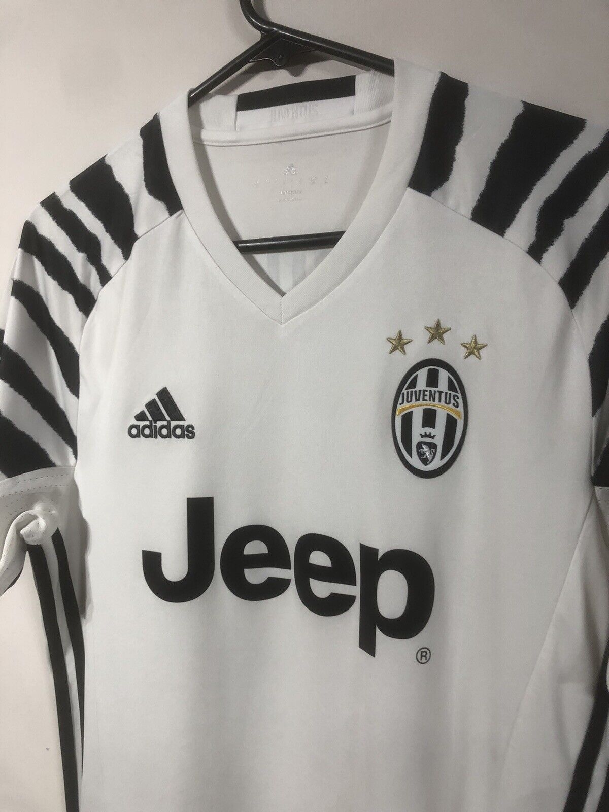 Higuain #9 Juventus 2016/17 Small 3rd Football Shirt Adidas Excellent Condition