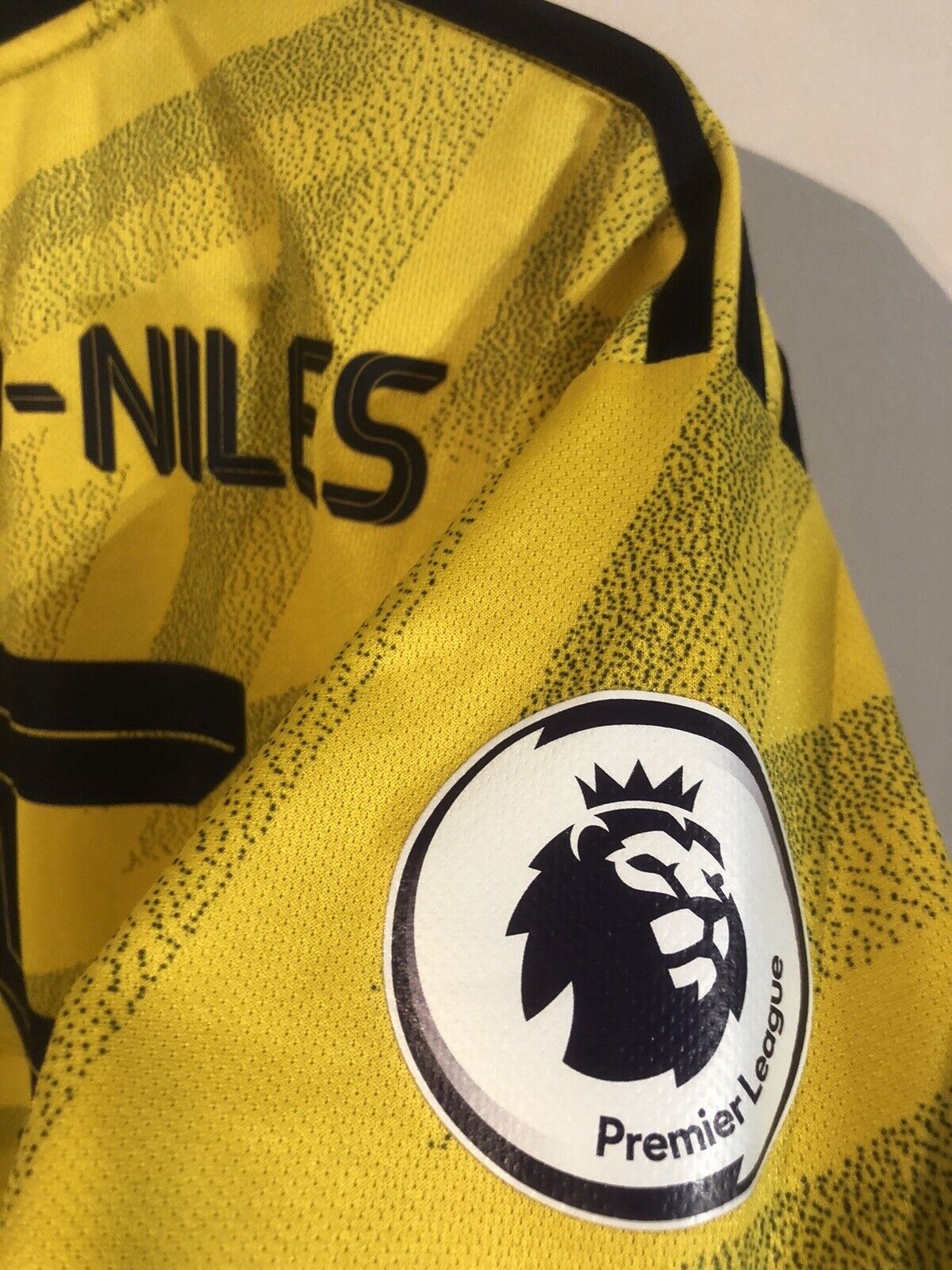 Mainland-Niles #15 Arsenal 2019/20 Large Away Shirt Excellent Condition EH5635