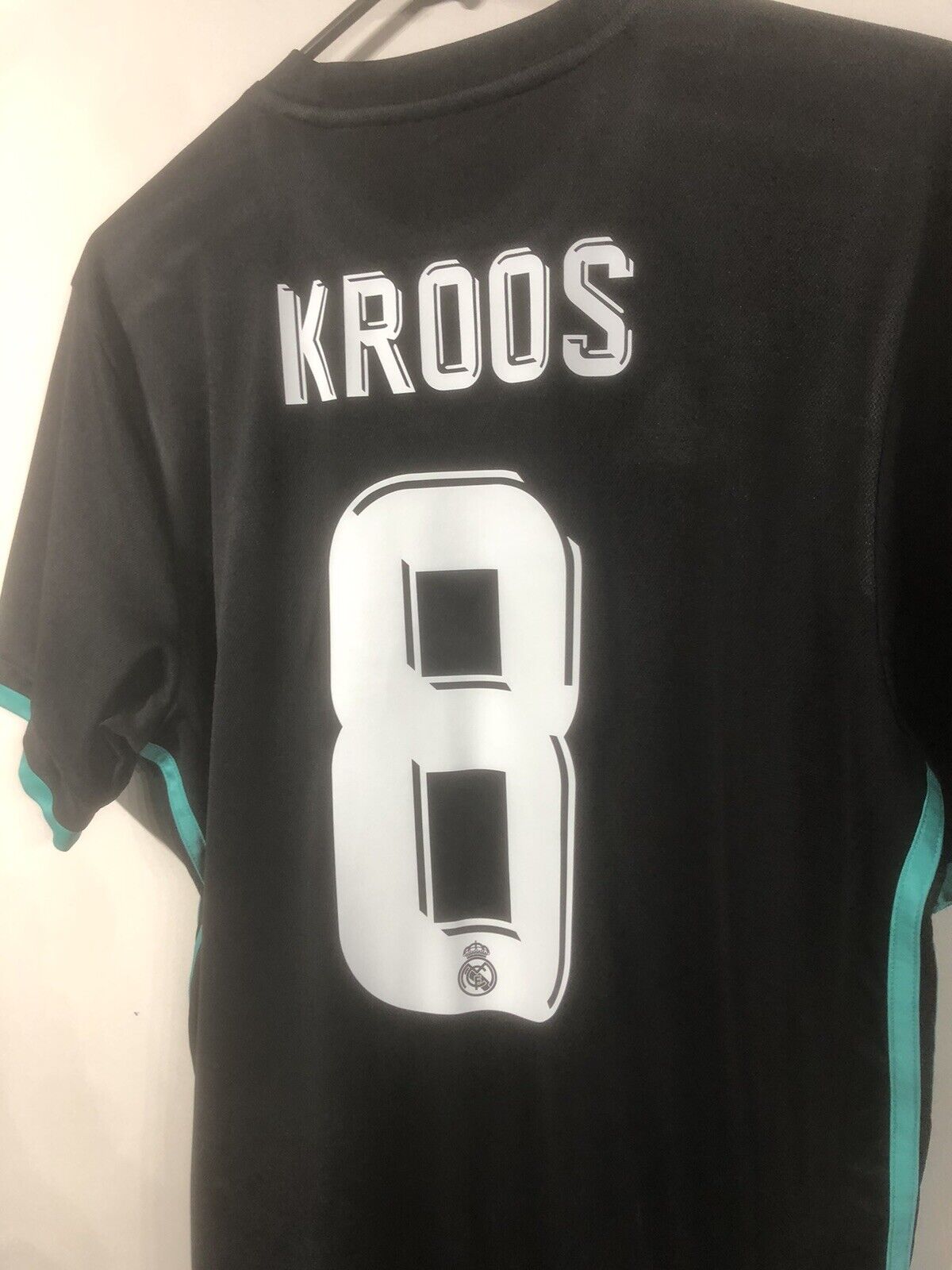 Kroos #8 Real Madrid 2017/18 Away Medium Shirt Adidas Very Good Condition