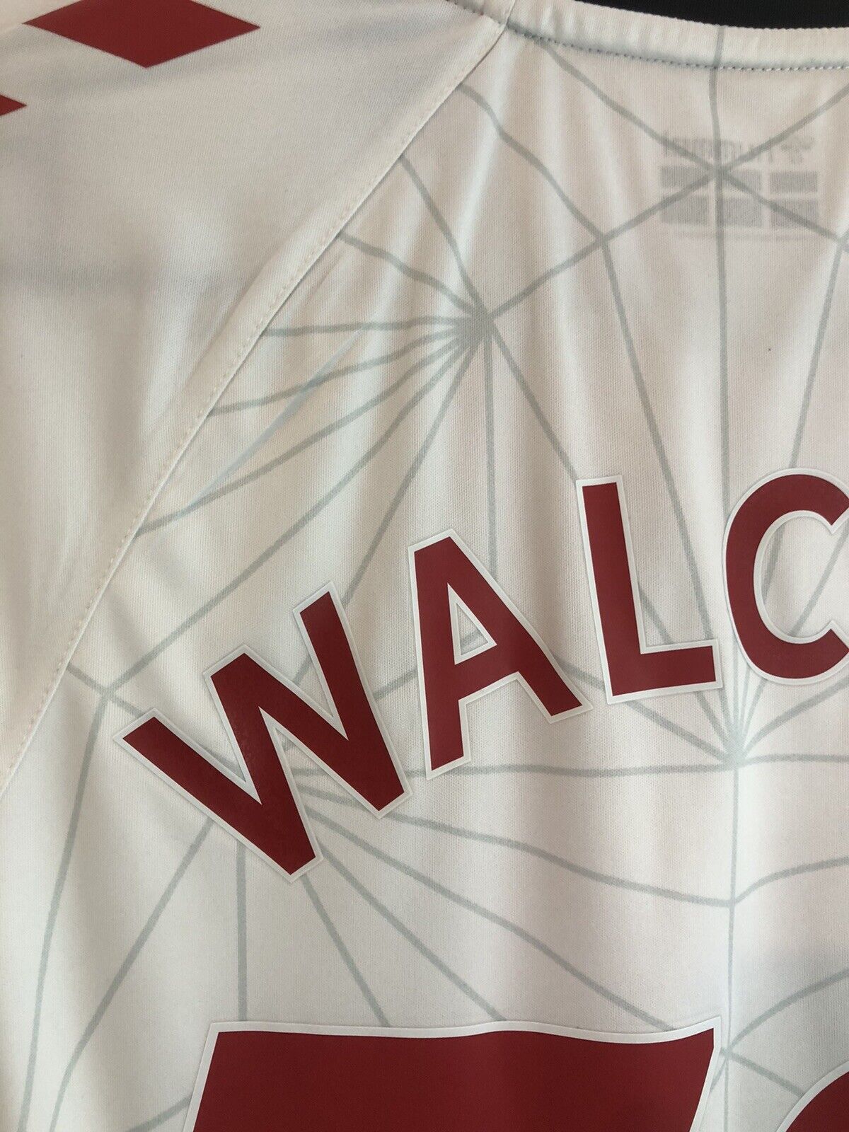 Walcott 32 Southampton Small 2022 23 Home Hummel Excellent Condition