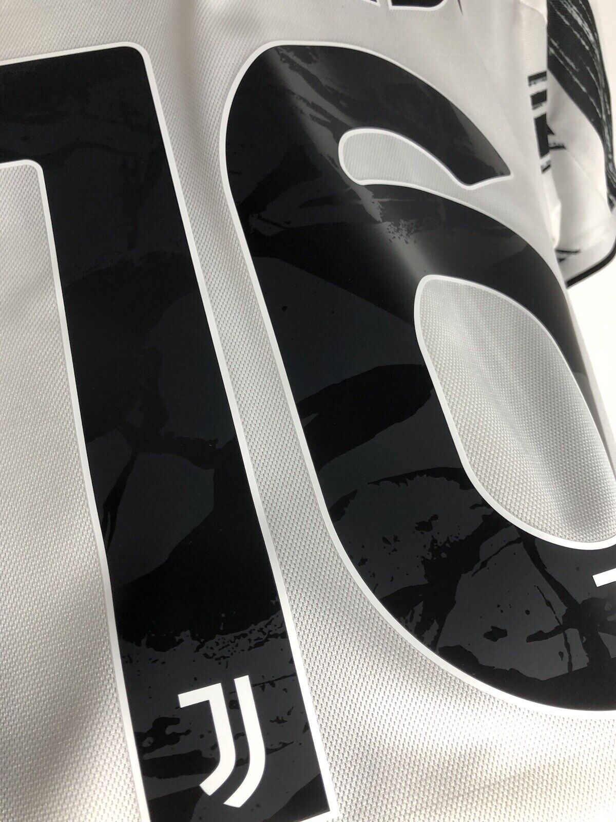 Cuadrado #16 Juventus 2020/21 Medium Home Shirt Adidas Excellent Conditio EI9894