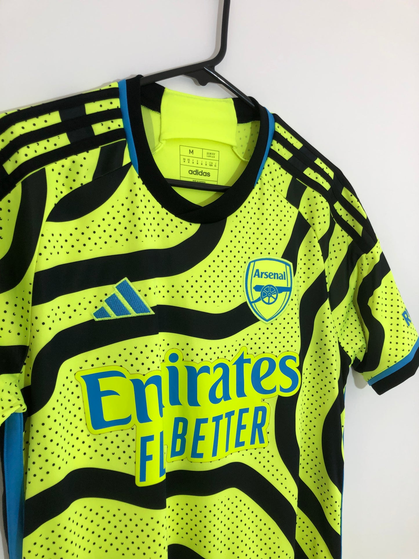 Arsenal 2023/24 Medium Away Shirt Adidas Excellent Condition HR6927