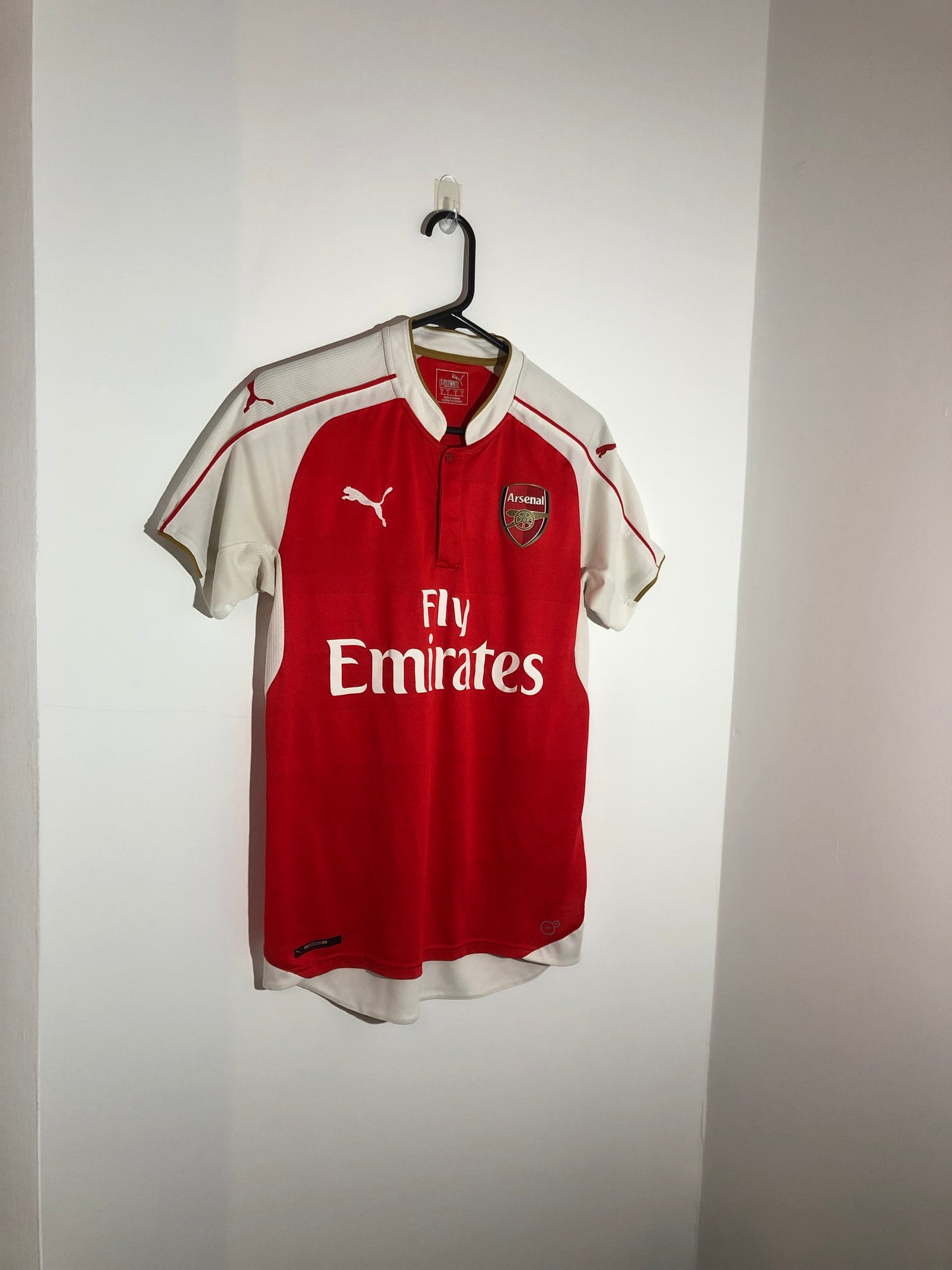 Arsenal 2015/16 Small Home Shirt Puma Excellent Condition 747566