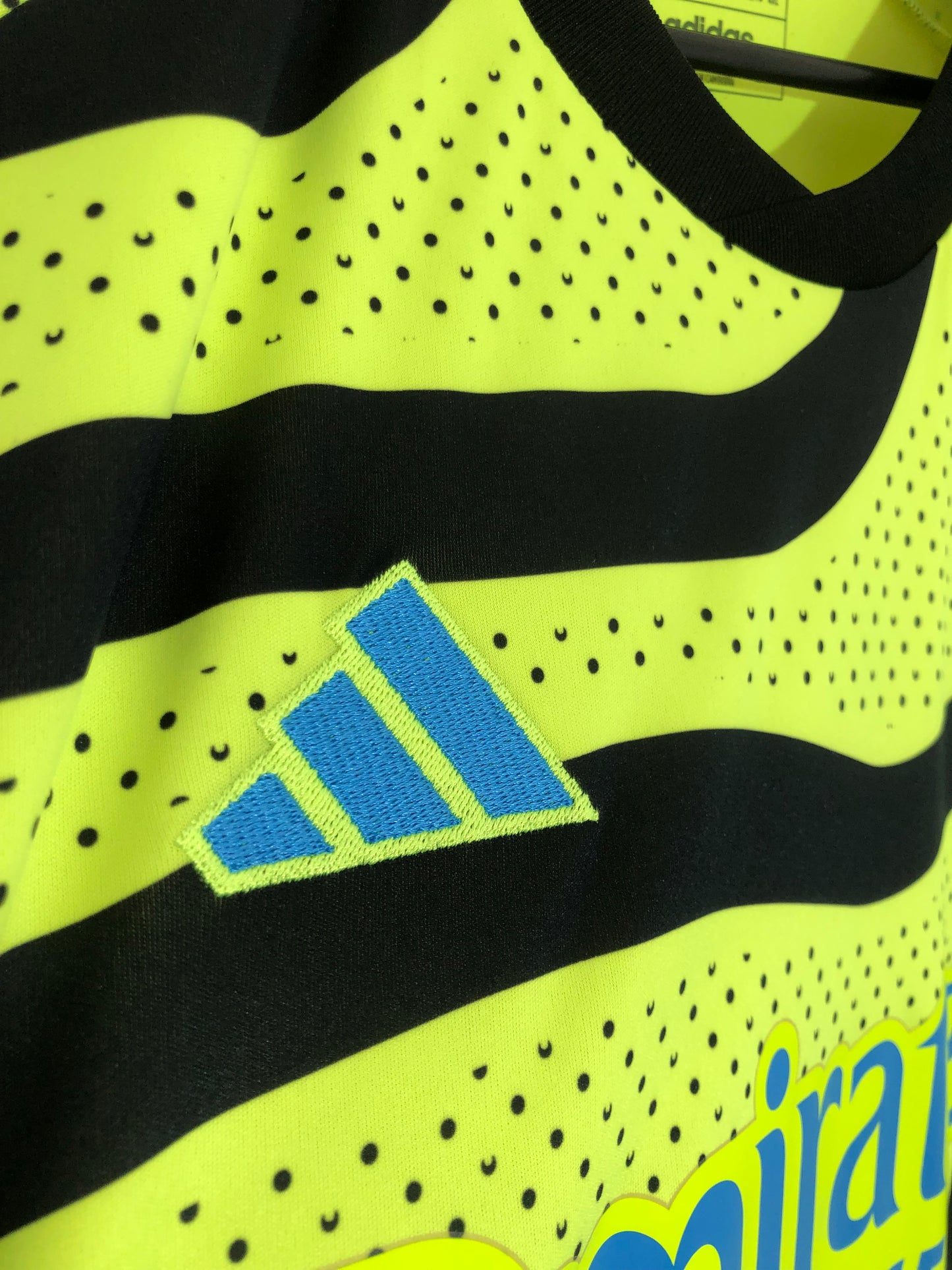 Arsenal 2023/24 XL Away Shirt Adidas Excellent Condition HR6927