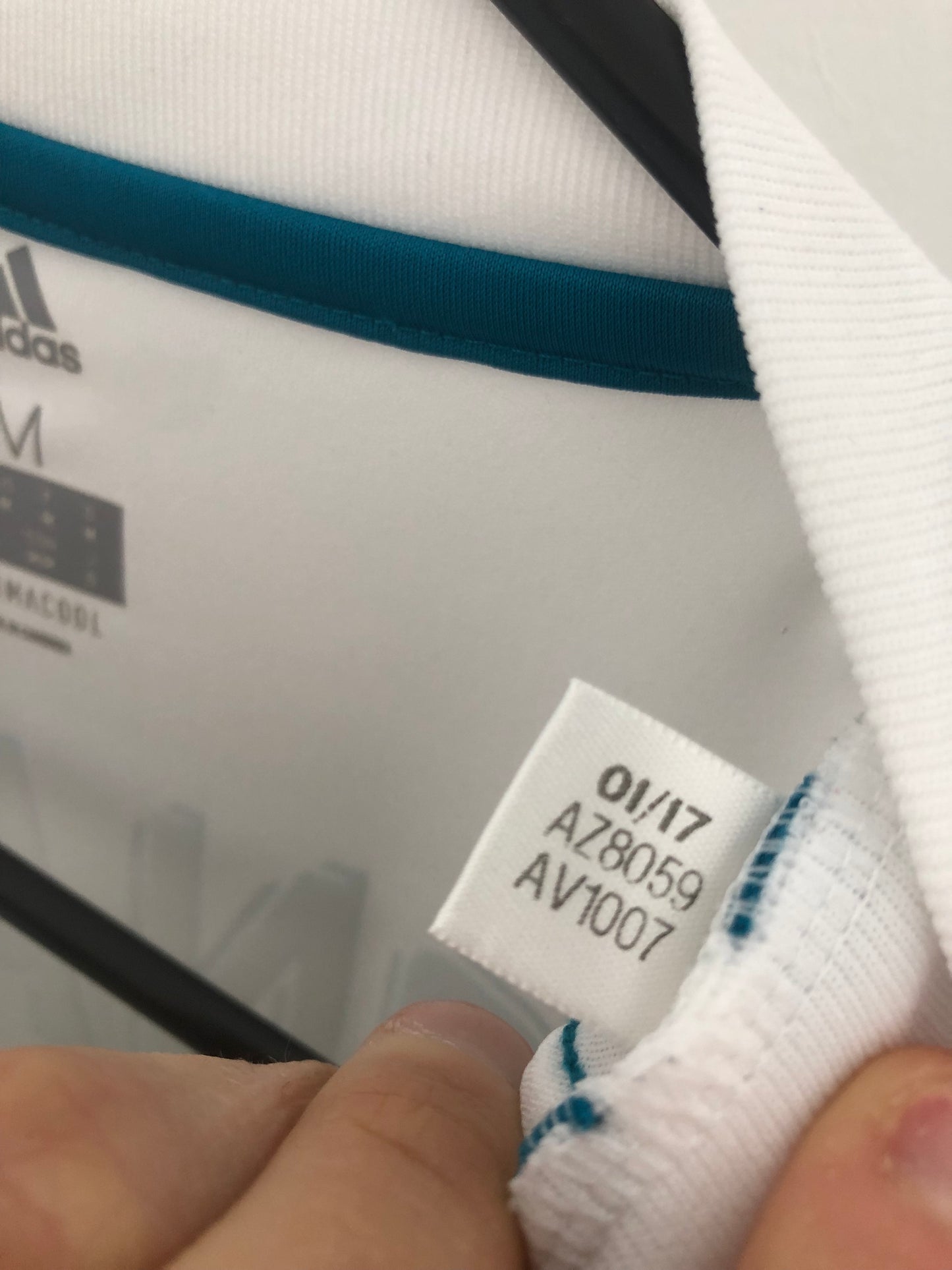 Ronaldo #7 Real Madrid 2017/18 Medium Home Shirt Excellent Condition AZ8059