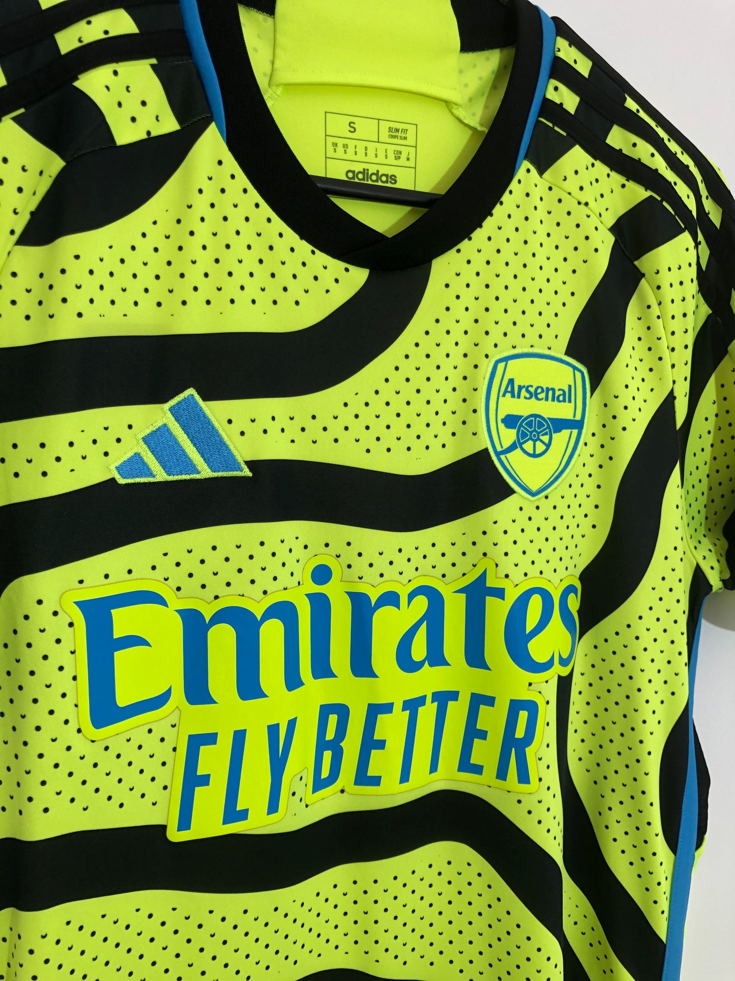 Arsenal 2023/24 Small Away Shirt Adidas Excellent Condition HR6927
