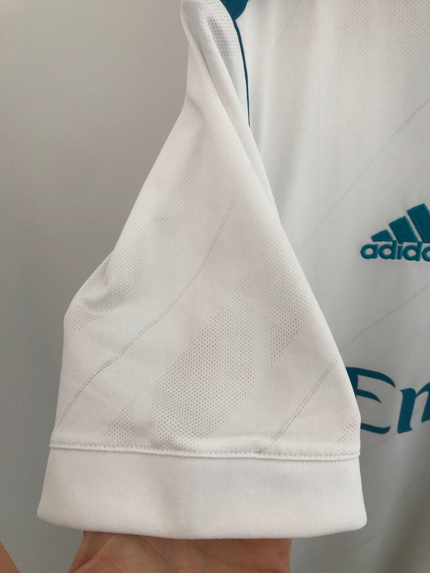 Ronaldo #7 Real Madrid 2017/18 Medium Home Shirt Excellent Condition AZ8059