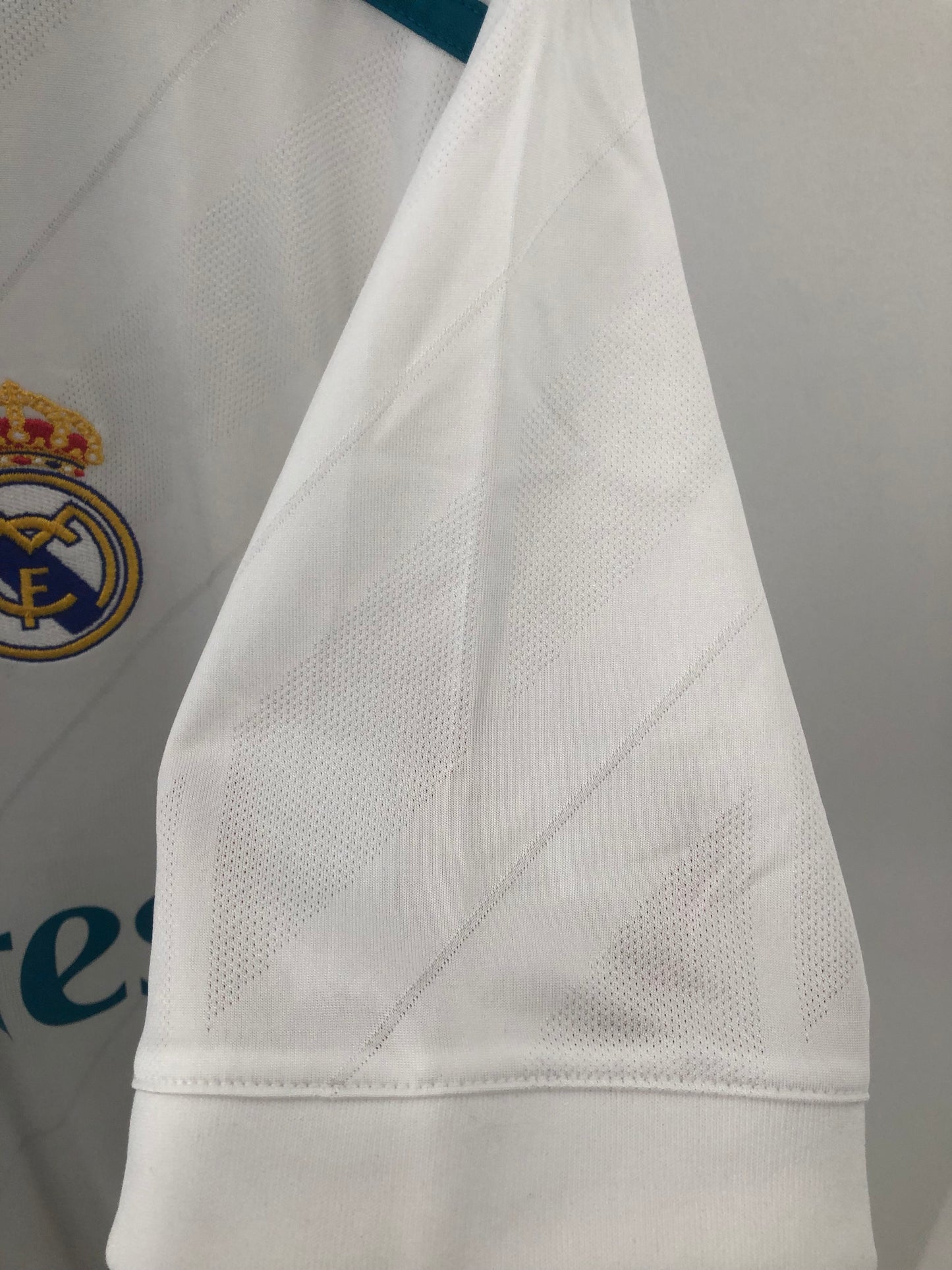 Ronaldo #7 Real Madrid 2017/18 Medium Home Shirt Excellent Condition AZ8059