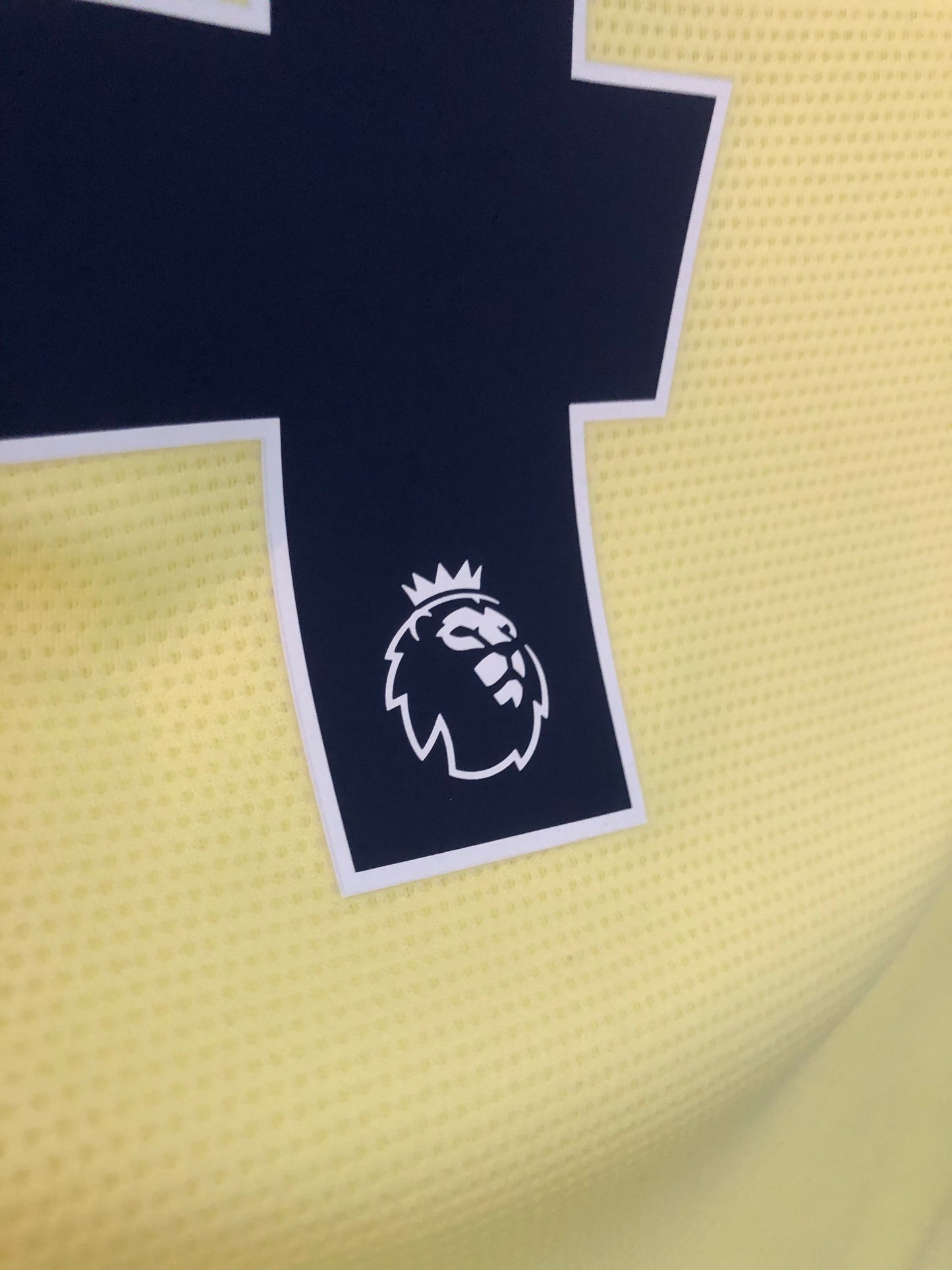 White #4 Arsenal Away 2021/22 Large Shirt Adidas Excellent Condition GM0218