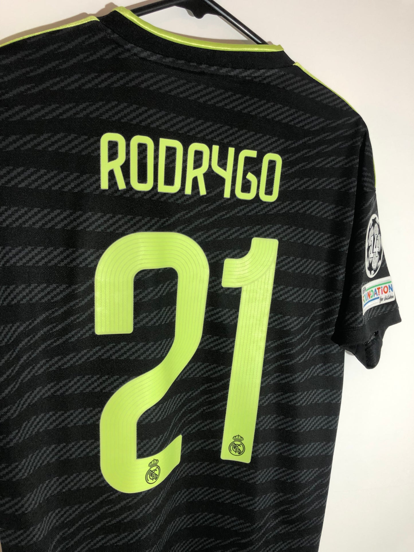 Rodrygo #21 Real Madrid 2022/23 3rd Small Shirt Excellent Condition HI1656