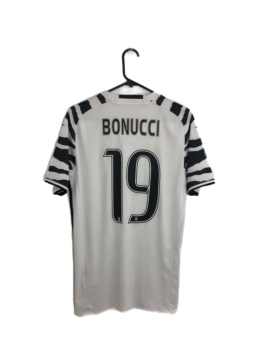Bonucci #19 Juventus 2016/17 Small 3rd Shirt Adidas Excellent Condition Ap8906