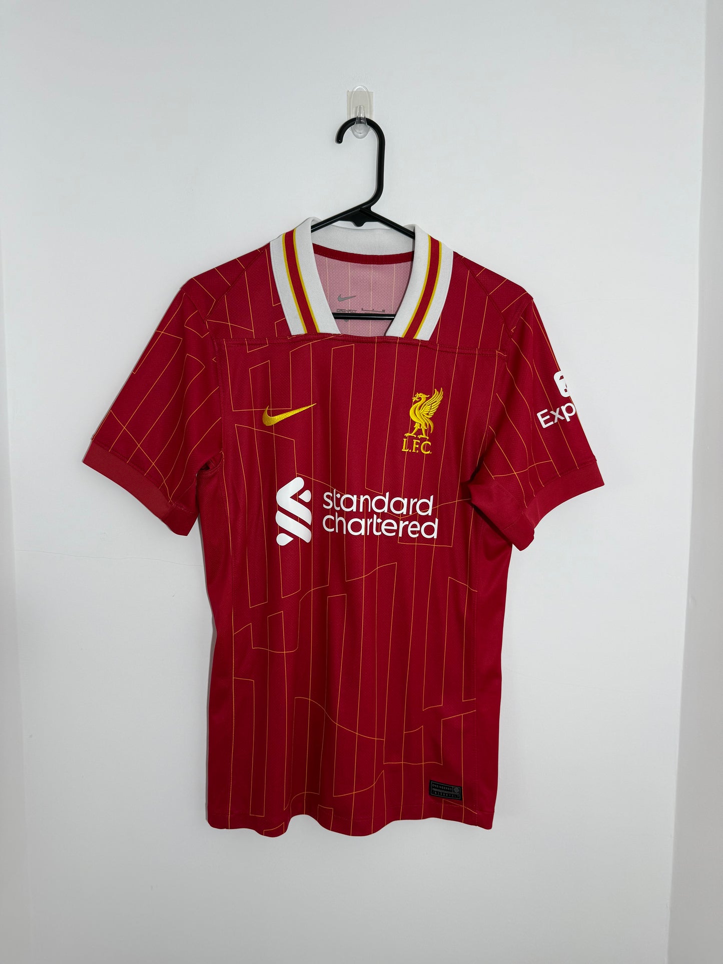 Liverpool 2024/25 Small Home Shirt Excellent Condition FN8798-688
