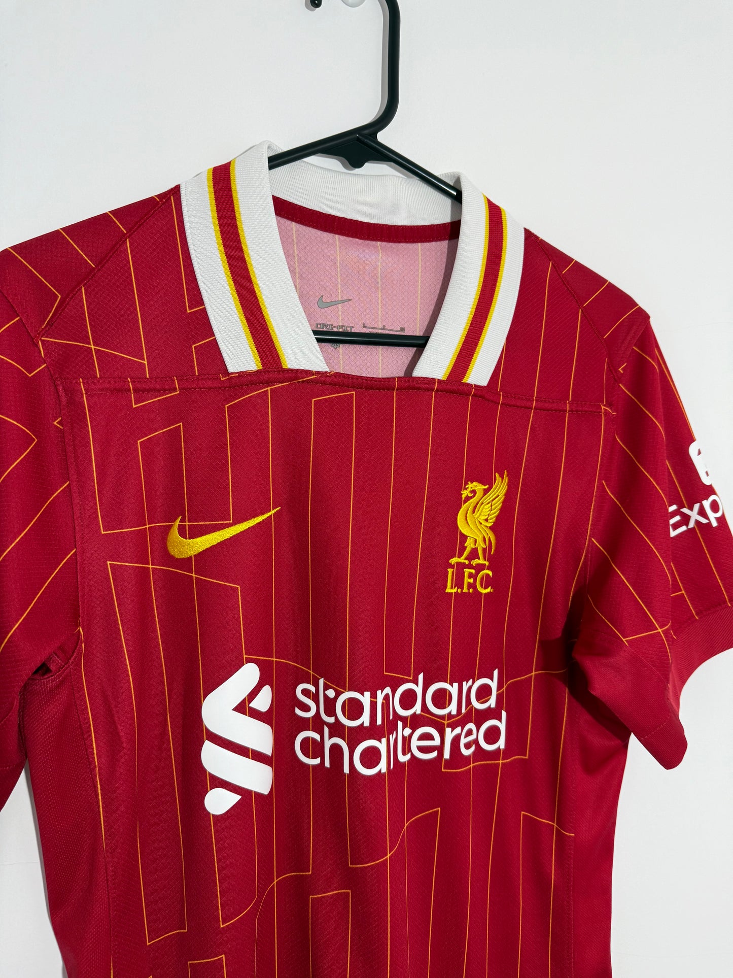 Liverpool 2024/25 Small Home Shirt Excellent Condition FN8798-688