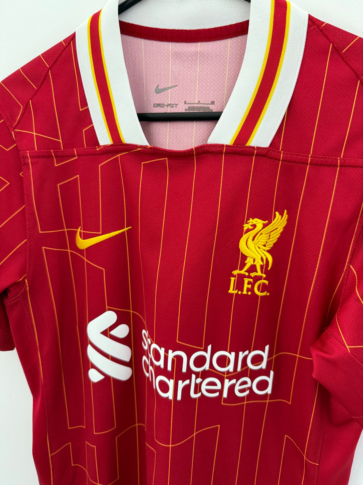 Liverpool 2024/25 Small Home Shirt Excellent Condition FN8798-688