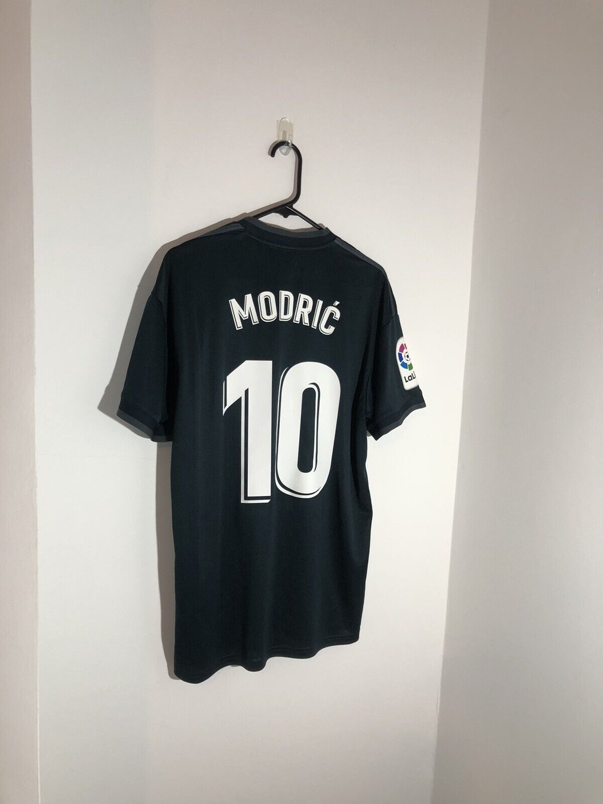 Modric #10 Real Madrid 2018/19 Away Large Excellent Condition CG0584