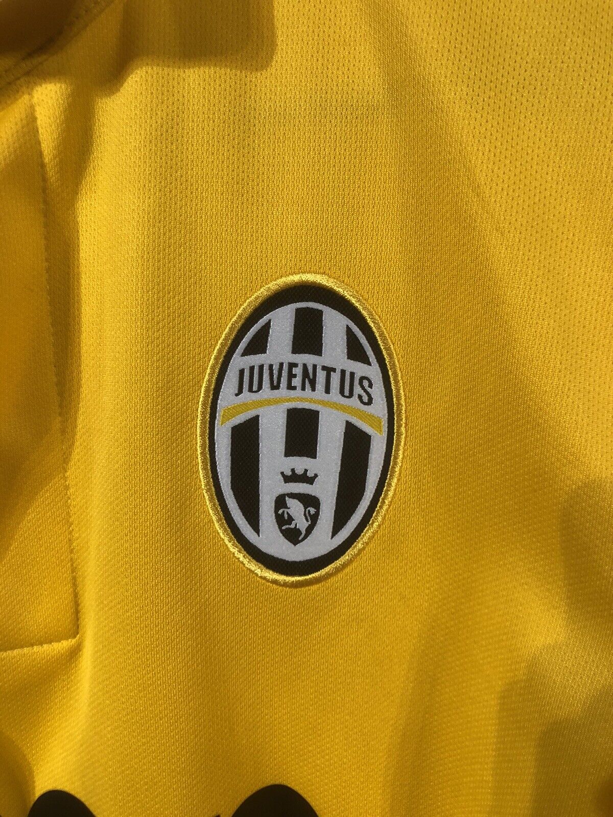 Vidal #23 Juventus 2013/14 Away Small Football Shirt Nike Very Good Condition