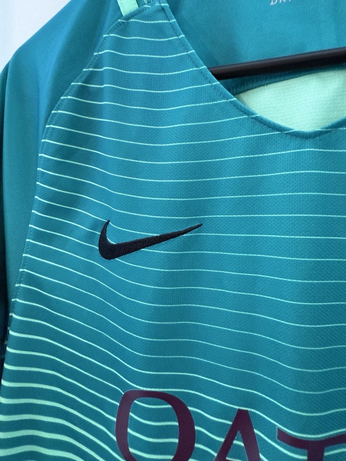 Barcelona 2016/17 Small 3rd Shirt Nike Excellent Condition 776854-388