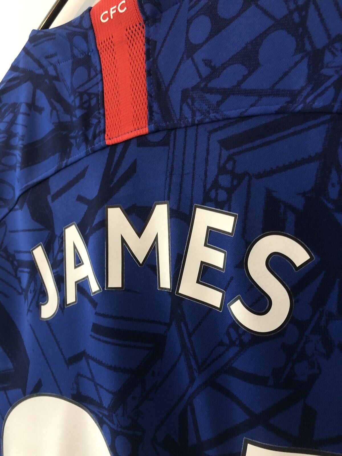 James 24 Chelsea Medium 2019 20 Home Shirt Excellent Condition AJ5529 495