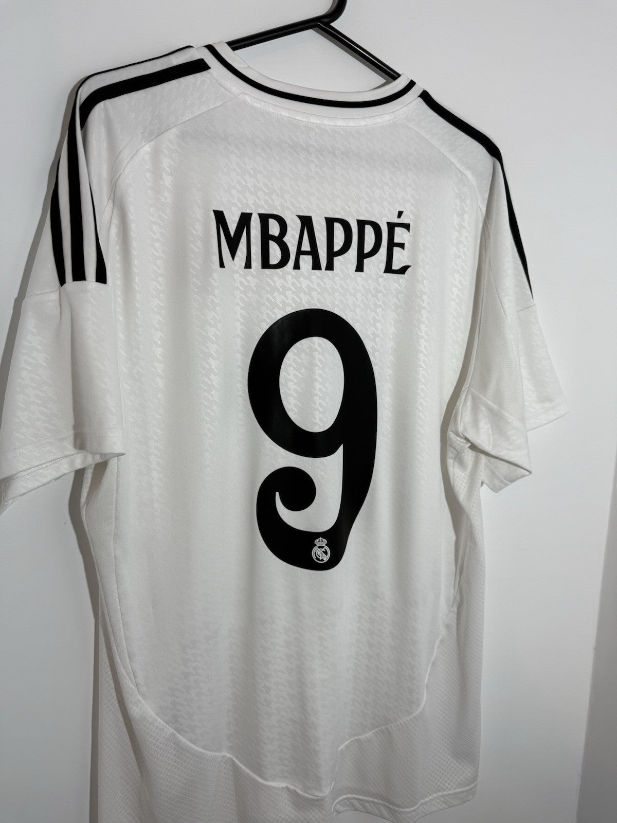 Real Madrid Mbappe #9 2024/25 XL Home Shirt Excellent Condition IU5011