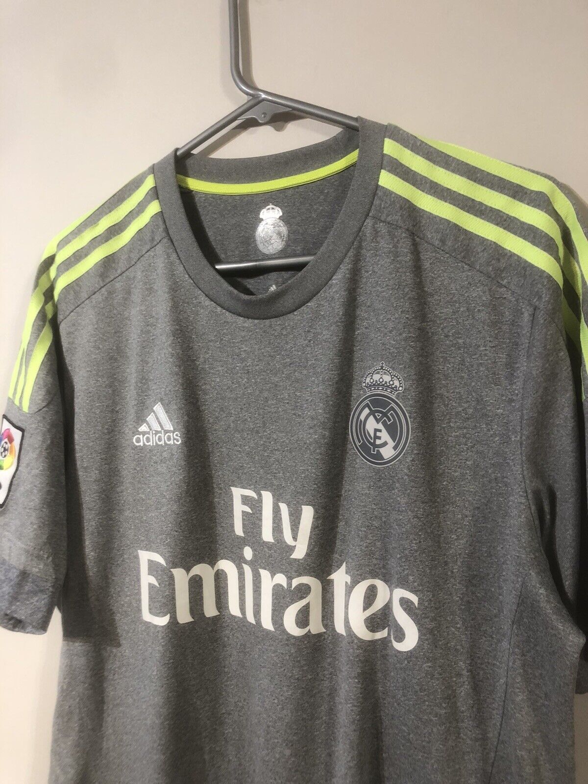 Bale #11 Real Madrid 2015/16 Large Away Football Shirt Adidas Very Good Conditio