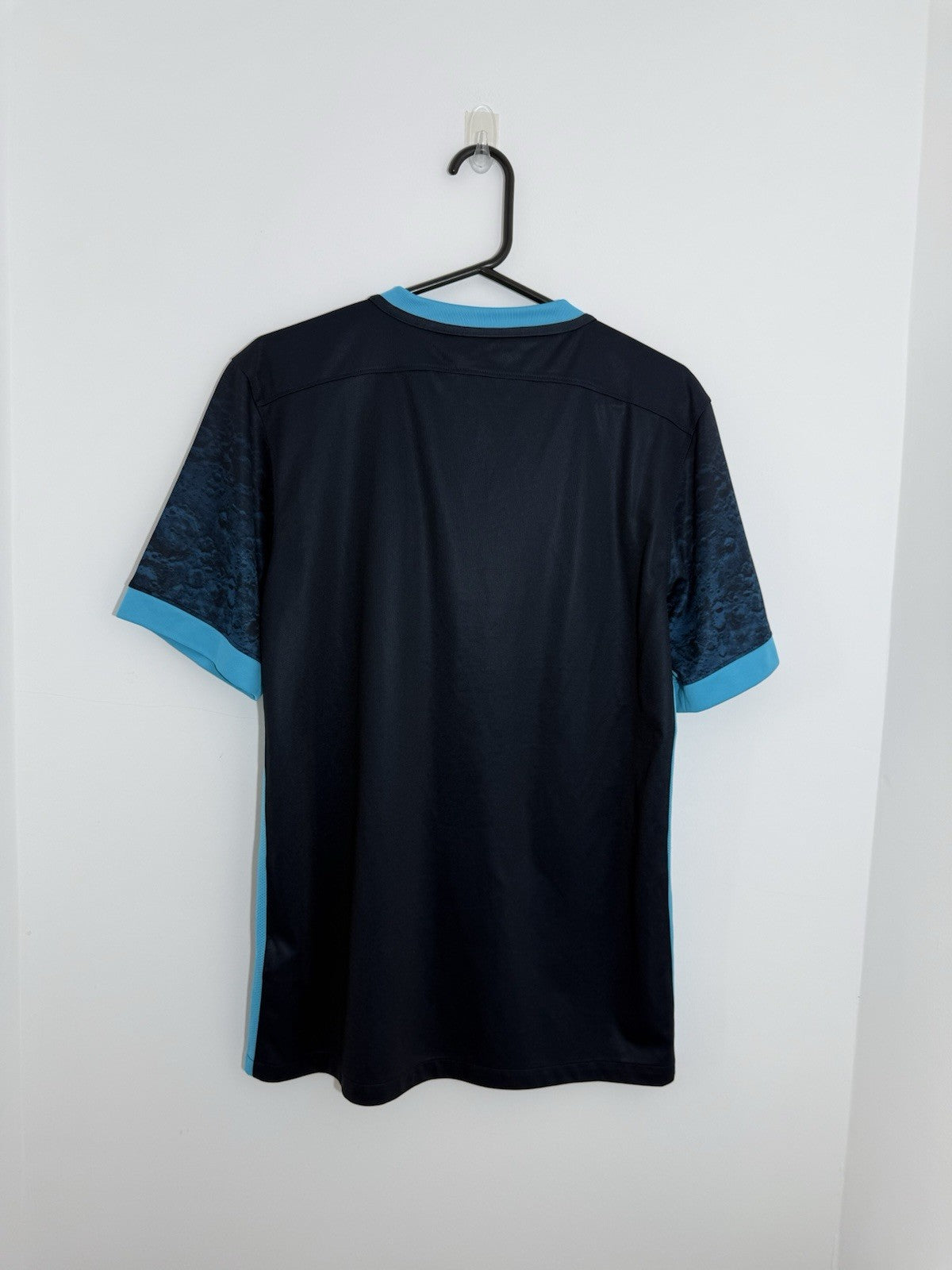 Manchester City 2015/16 Large Away Shirt Excellent Condition 658881-476