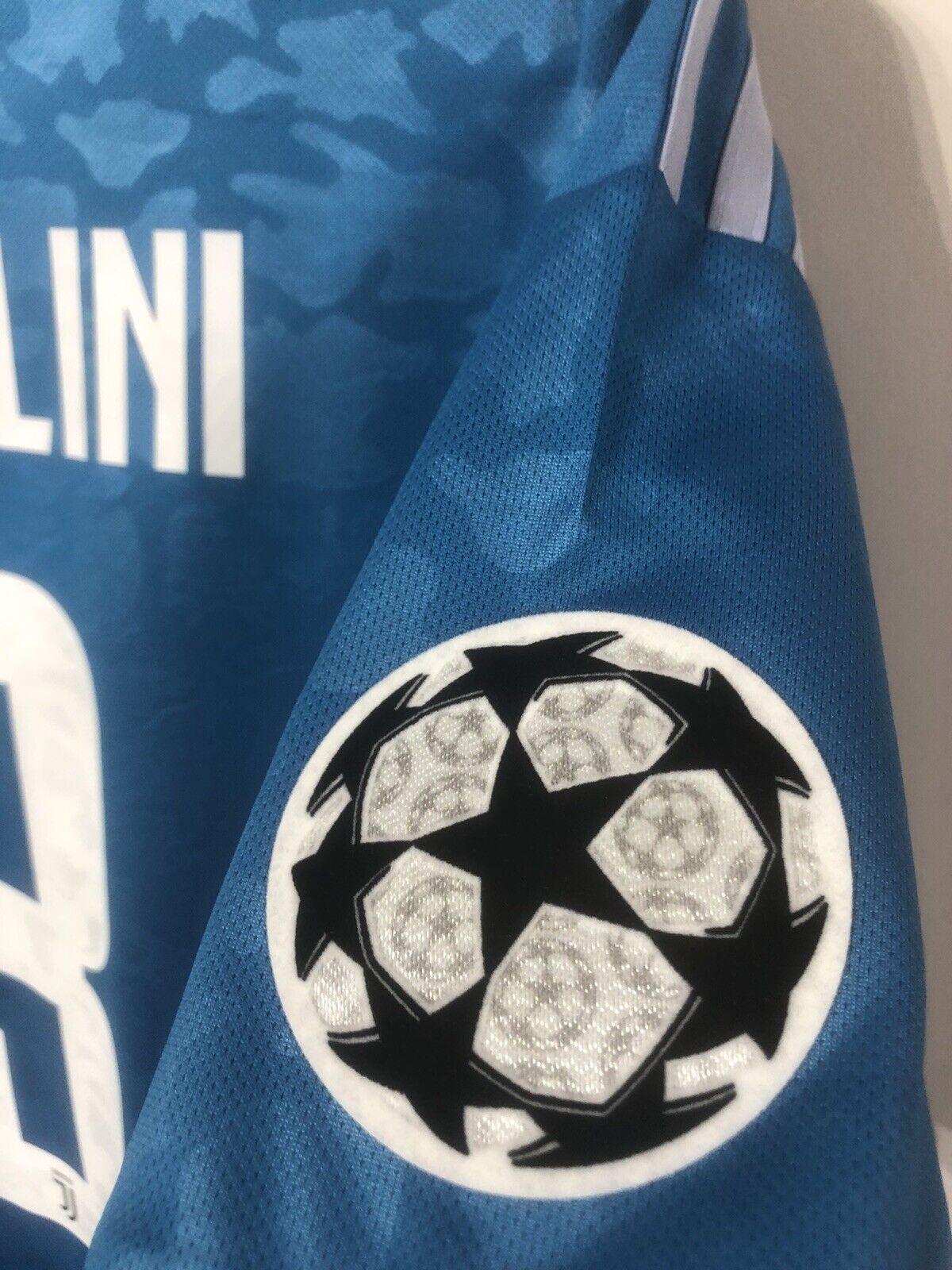 Chiellini #3 Juventus 2019/20 Large CL 3rd Football Shirt Jersey Adidas BNWT