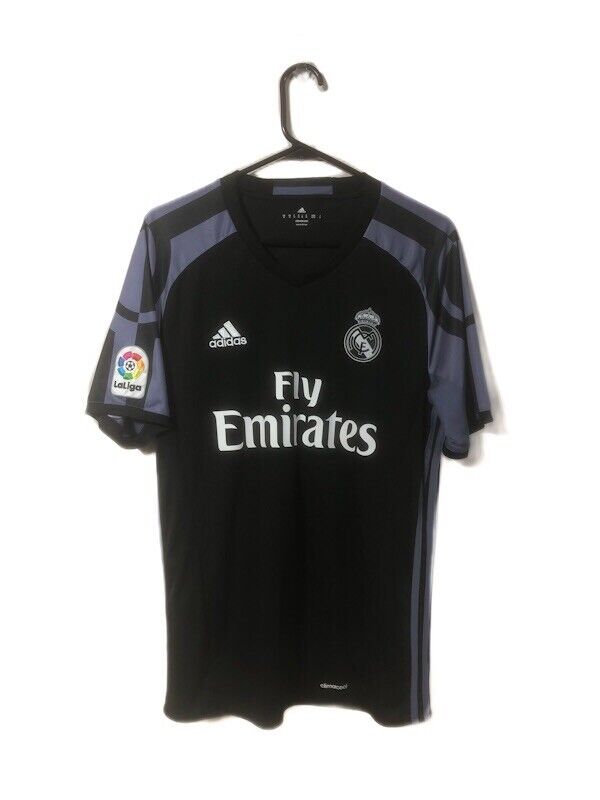 Sergio Ramos #4 2016/17 Real Madrid Medium 3rd Shirt Excellent Condition AI5139