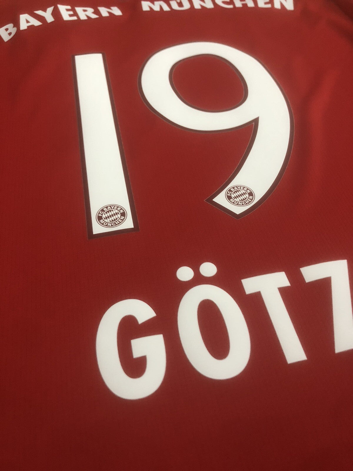 Bayern Munich Gotze #19 2015/16 Large Home Shirt BNWT S08806