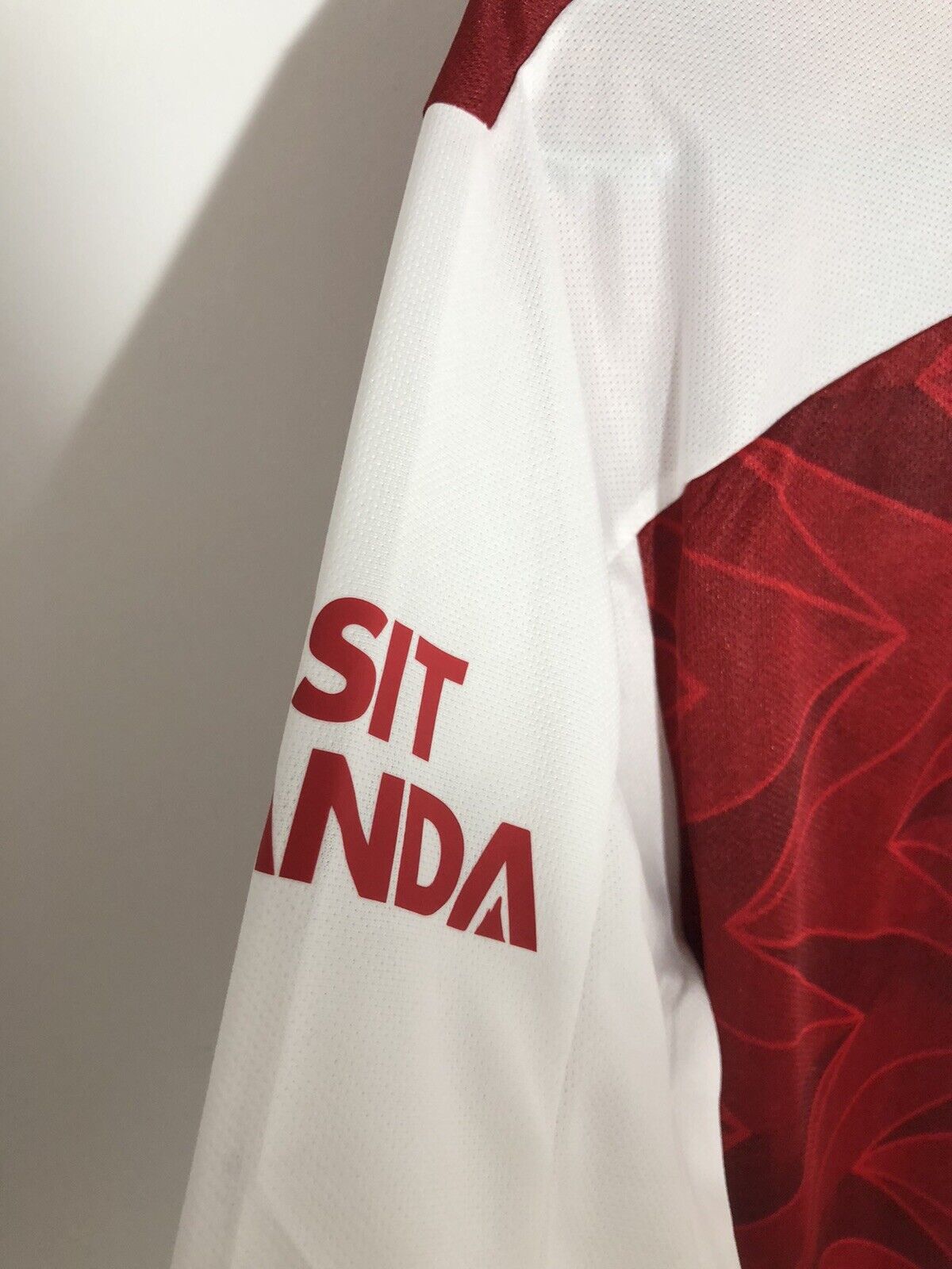 Saka #7 Arsenal 2020/21 Medium Home Shirt BNWT EH7814