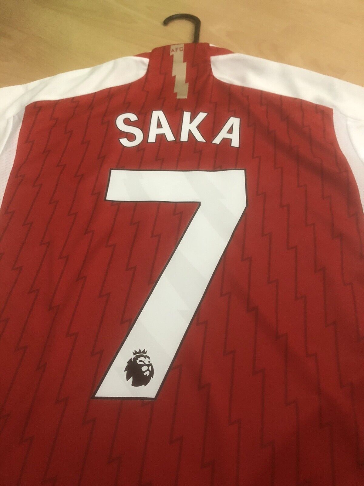 Saka #7 Arsenal 2023/24 Medium Home Shirt Adidas Excellent Condition HR6929