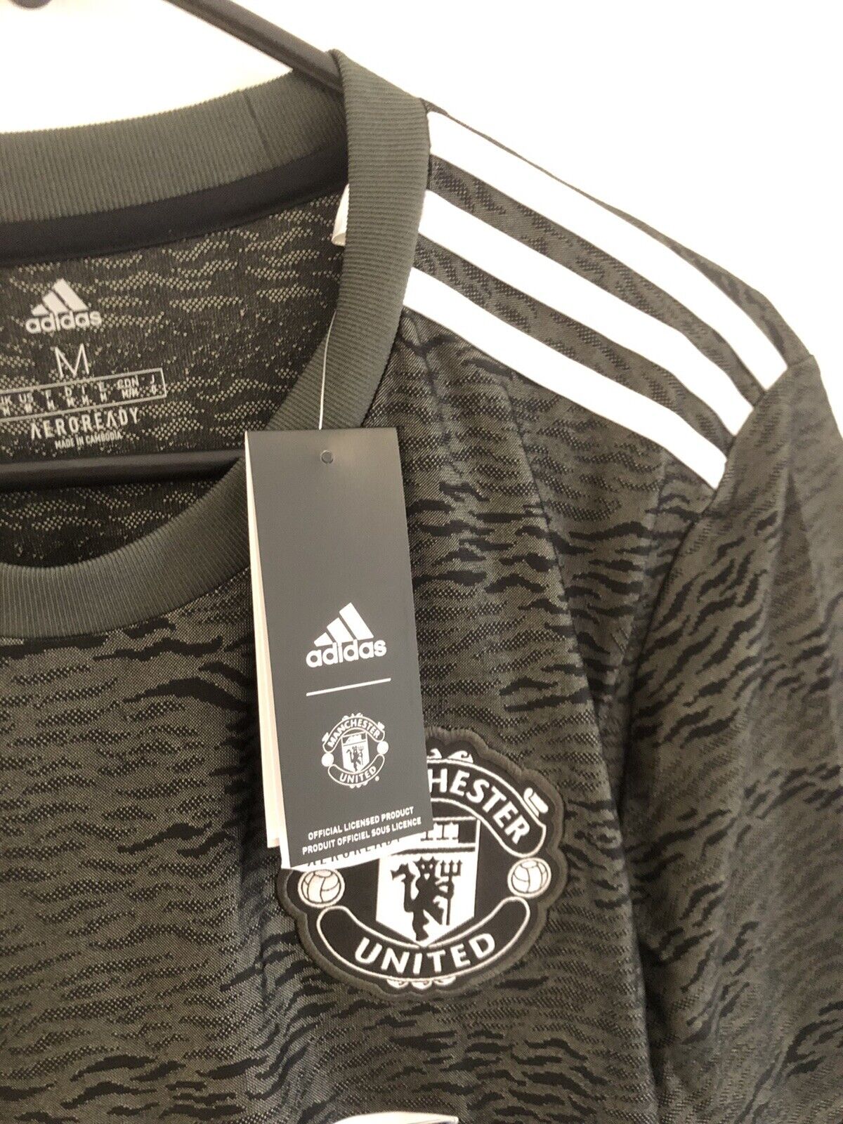 B. Fernandes #18 BNWT Manchester United Away Medium 2020/21 Shirt Adidas