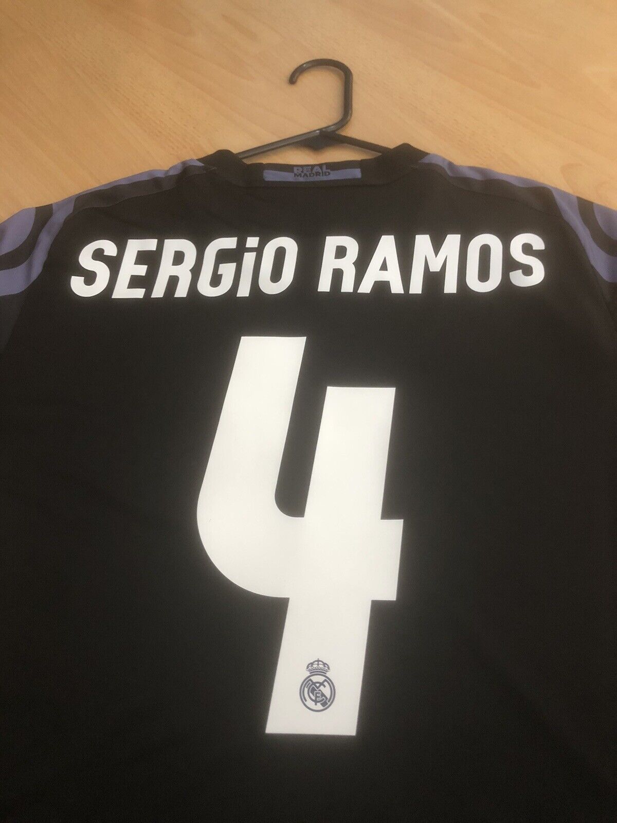 Sergio Ramos #4 2016/17 Real Madrid Medium 3rd Shirt Excellent Condition AI5139