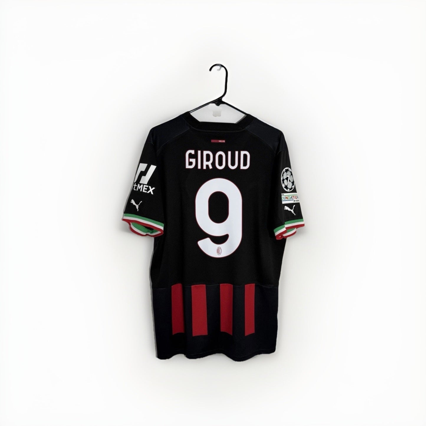 AC Milan Giroud #9 2022/23 Home Large Shirt Excellent Condition 765824-01